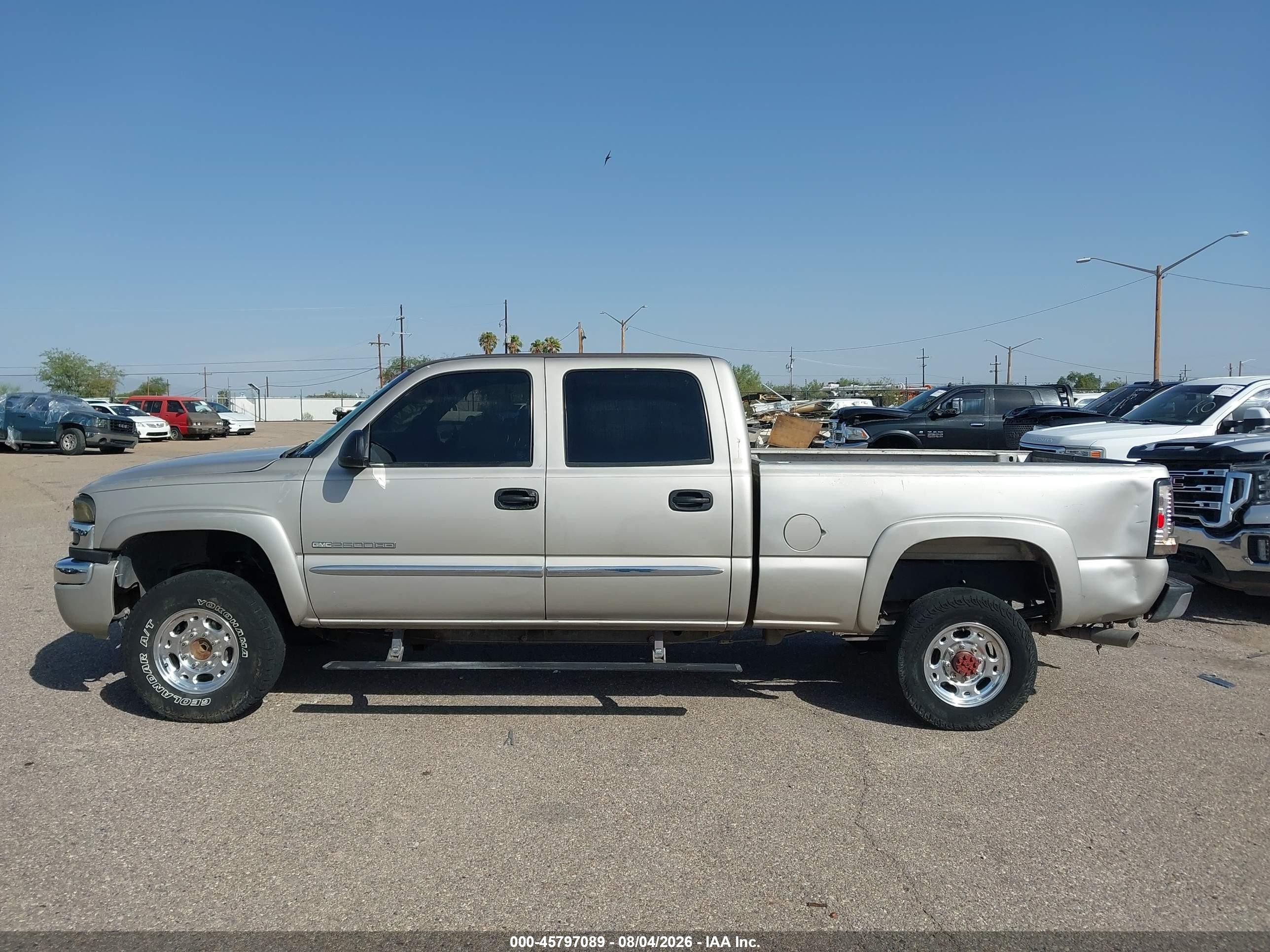 2004 Gmc Sierra 2500hd Sle Champagne vin: 1GTHC23U74F149321