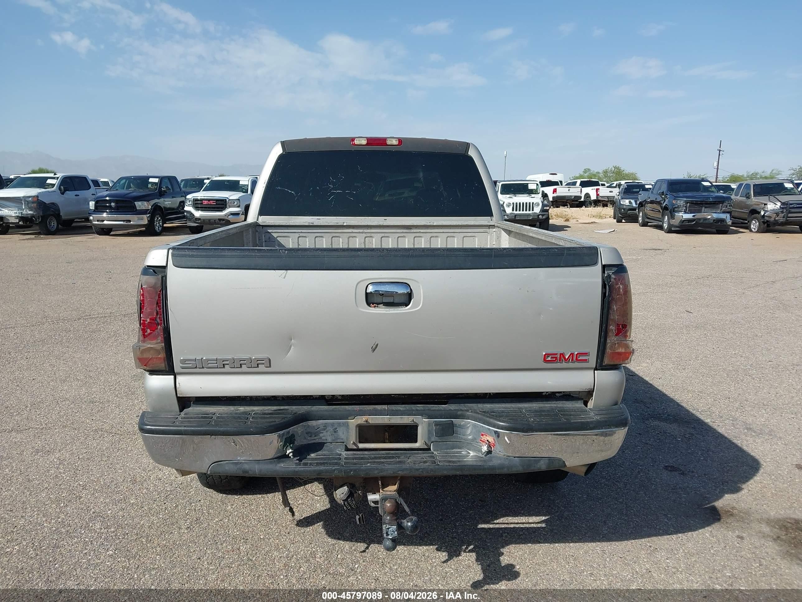 2004 Gmc Sierra 2500hd Sle Champagne vin: 1GTHC23U74F149321