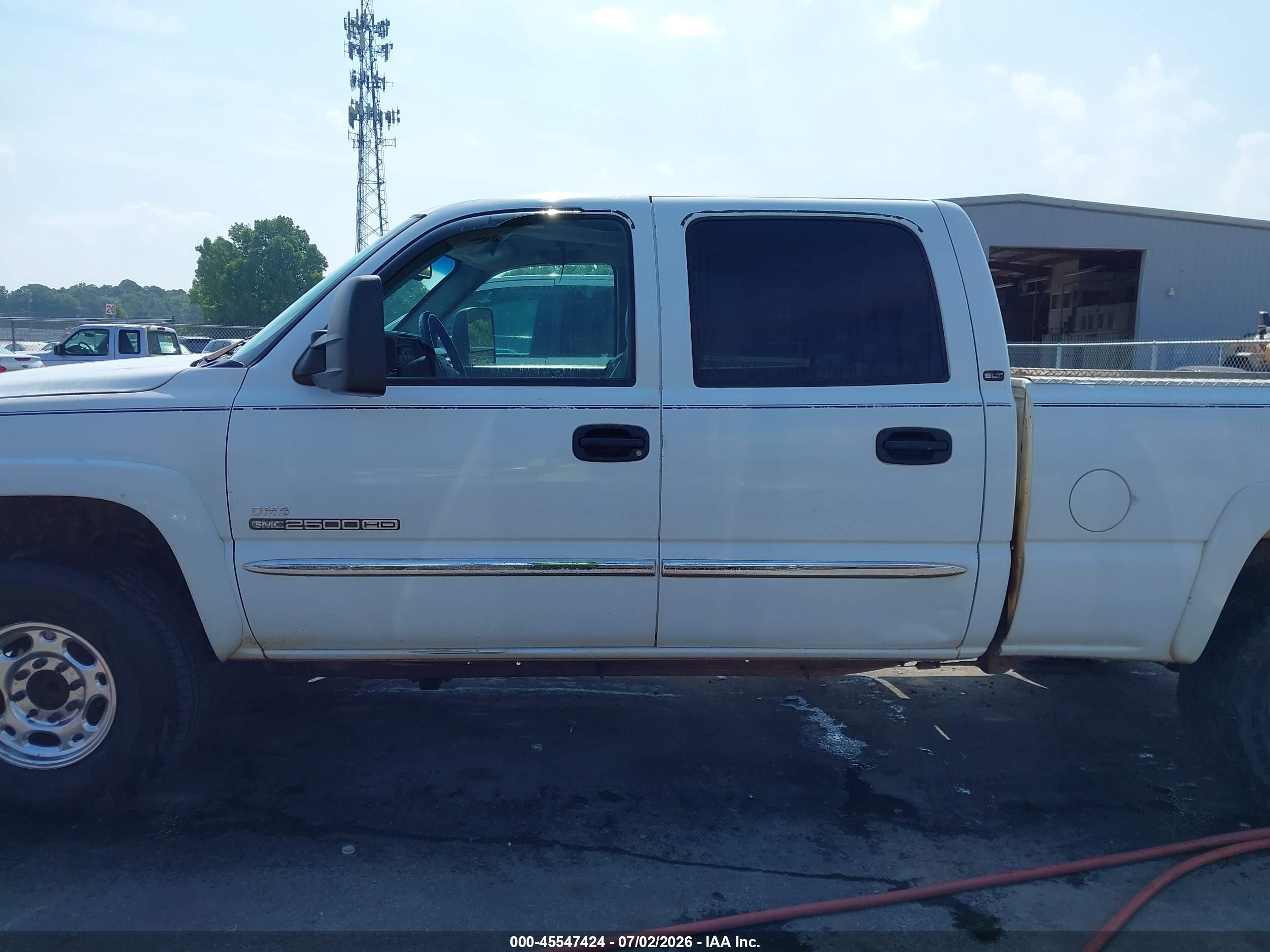 2004 Gmc Sierra 2500hd Sle White vin: 1GTHC23UX4F174262