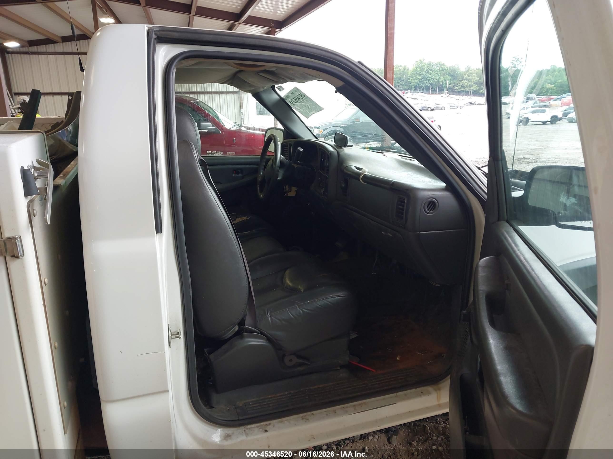 2004 Gmc Sierra 2500hd Work Truck Белый vin: 1GTHC242X4E323210