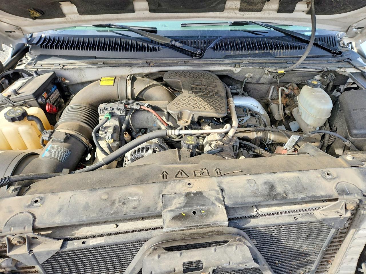 2007 Gmc Sierra C2500 Heavy Duty White vin: 1GTHC24D97E179347