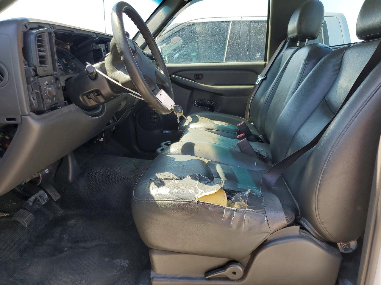 2007 Gmc Sierra C2500 Heavy Duty White vin: 1GTHC24D97E179347