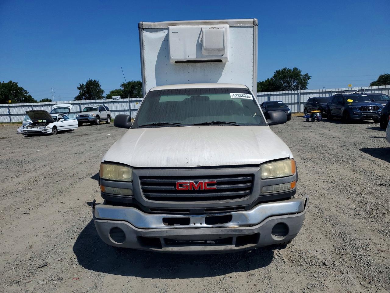 2003 Gmc Sierra C2500 Heavy Duty Белый vin: 1GTHC24U03Z257775