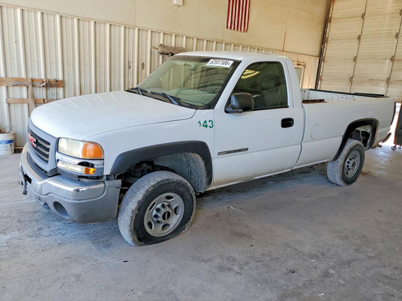1GTHC24U06E231155