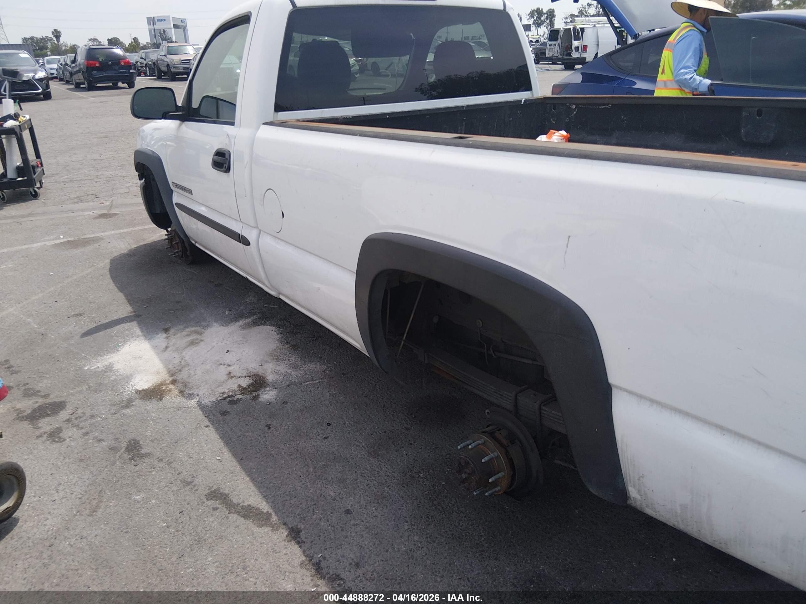 2007 Gmc Sierra 2500hd Classic Sl White vin: 1GTHC24U07E135110