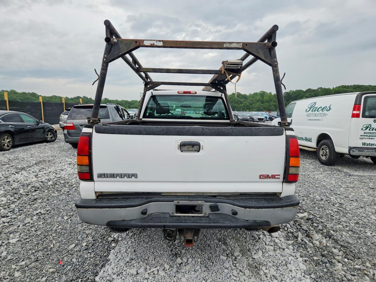 2007 Gmc Sierra C2500 Heavy Duty White vin: 1GTHC24U27E190917
