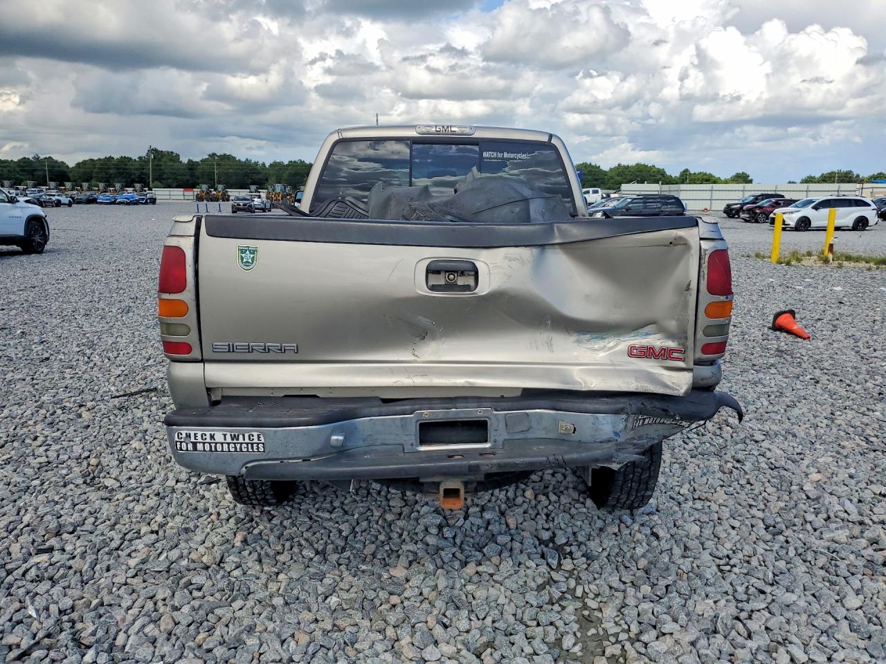 2001 Gmc Sierra C2500 Heavy Duty Tan vin: 1GTHC29101E189528