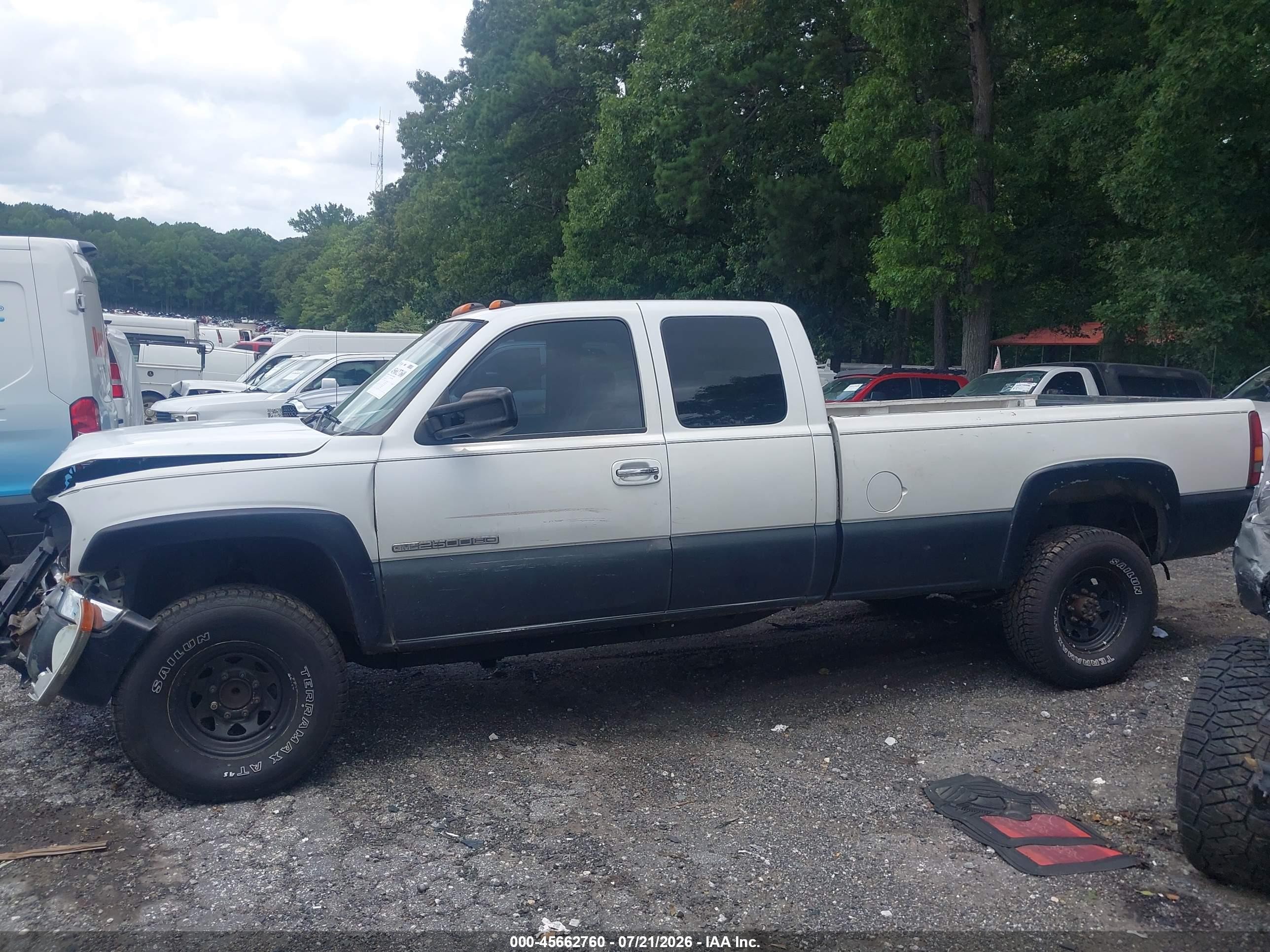 2004 Gmc Sierra 2500hd Work Truck White vin: 1GTHC29U04E125262