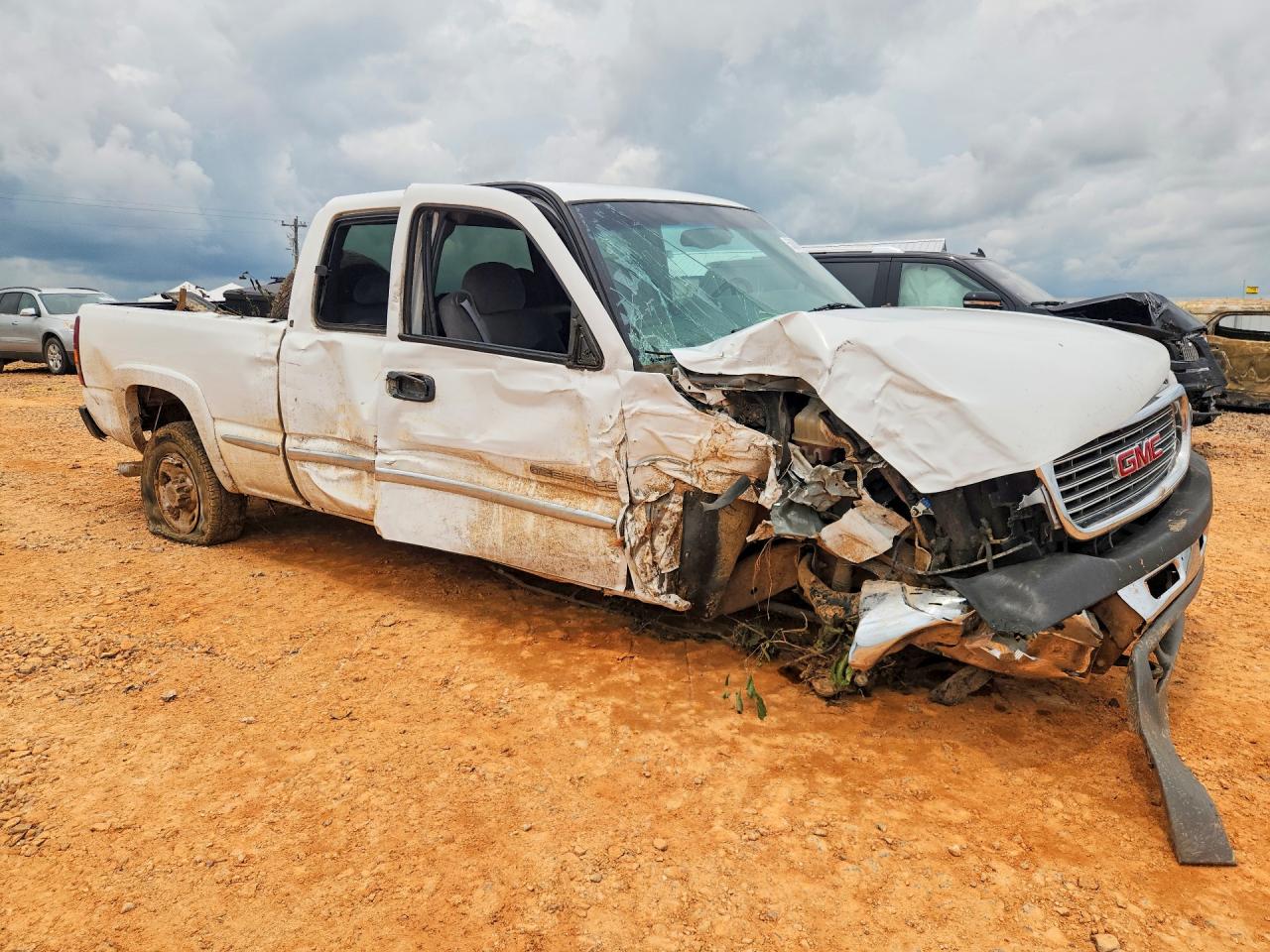 2001 Gmc Sierra C2500 Heavy Duty White vin: 1GTHC29U61Z311330