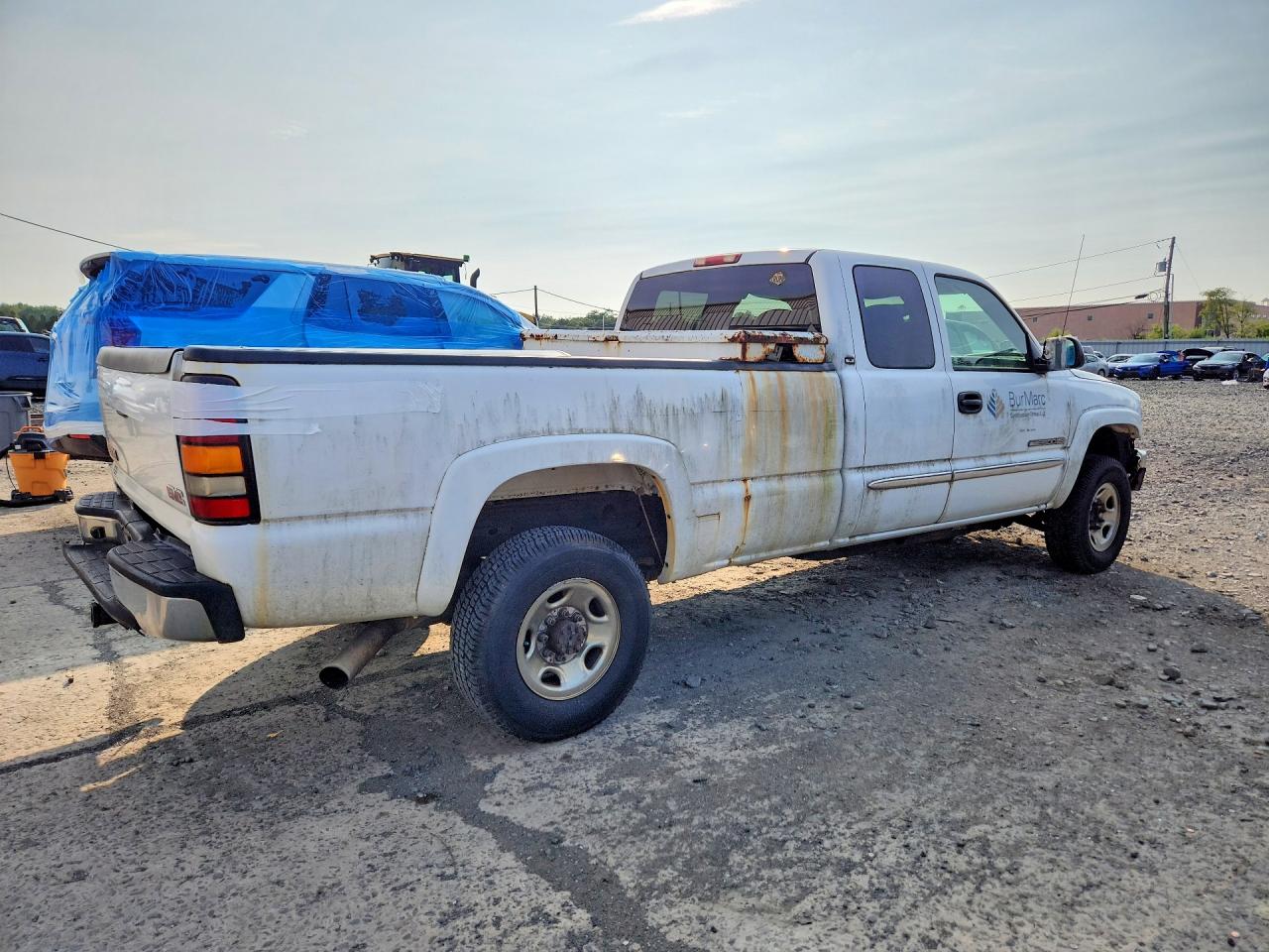 2005 Gmc Sierra C2500 Heavy Duty White vin: 1GTHC29U95E196526