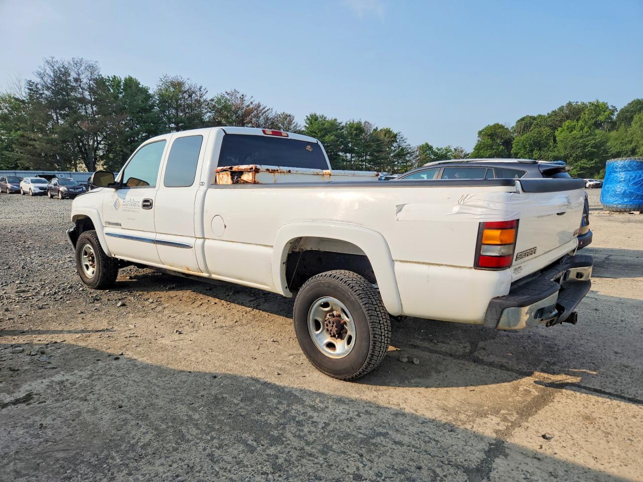 2005 Gmc Sierra C2500 Heavy Duty White vin: 1GTHC29U95E196526