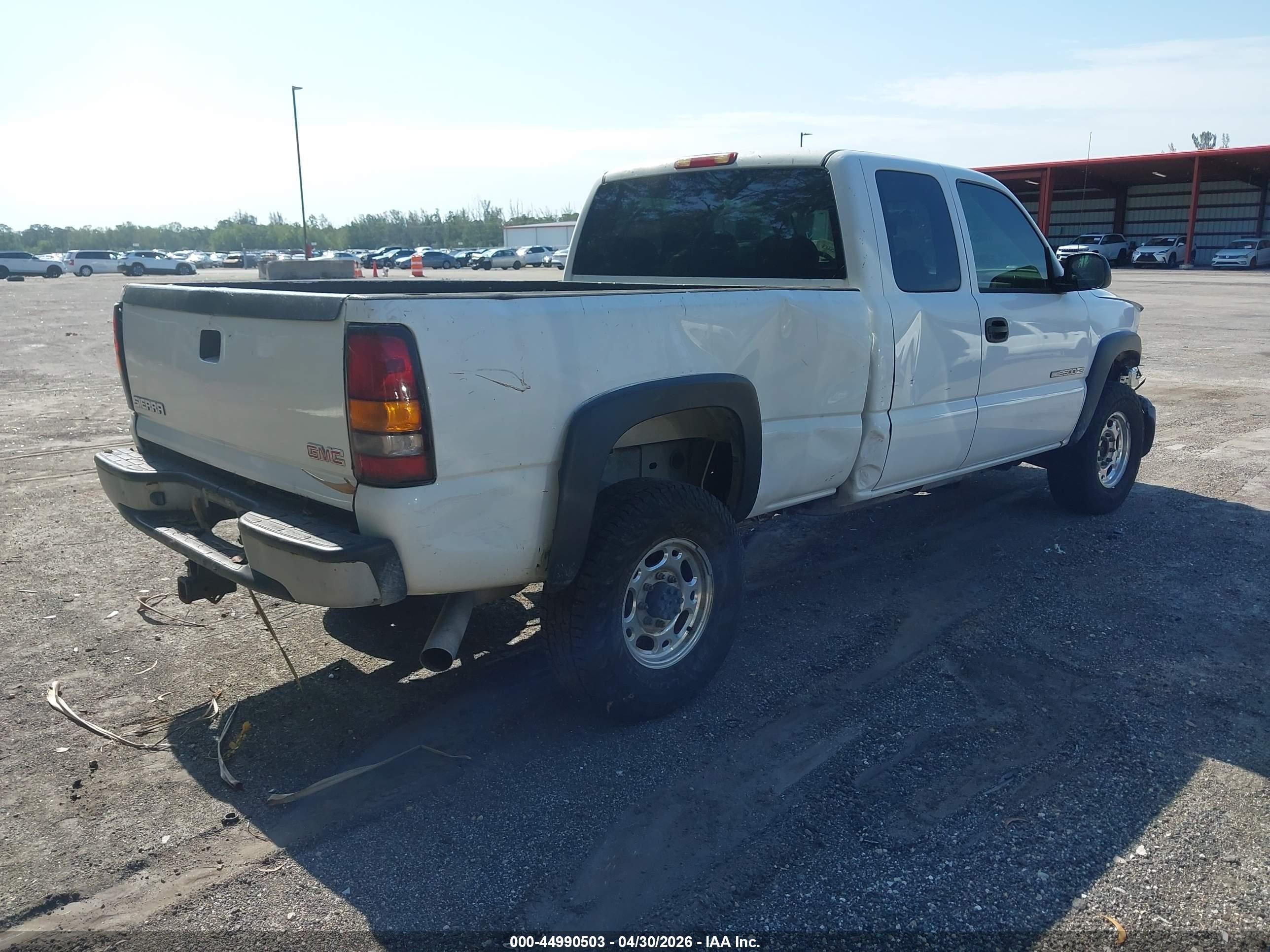2004 Gmc Sierra 2500hd Work Truck White vin: 1GTHC29UX4E320737