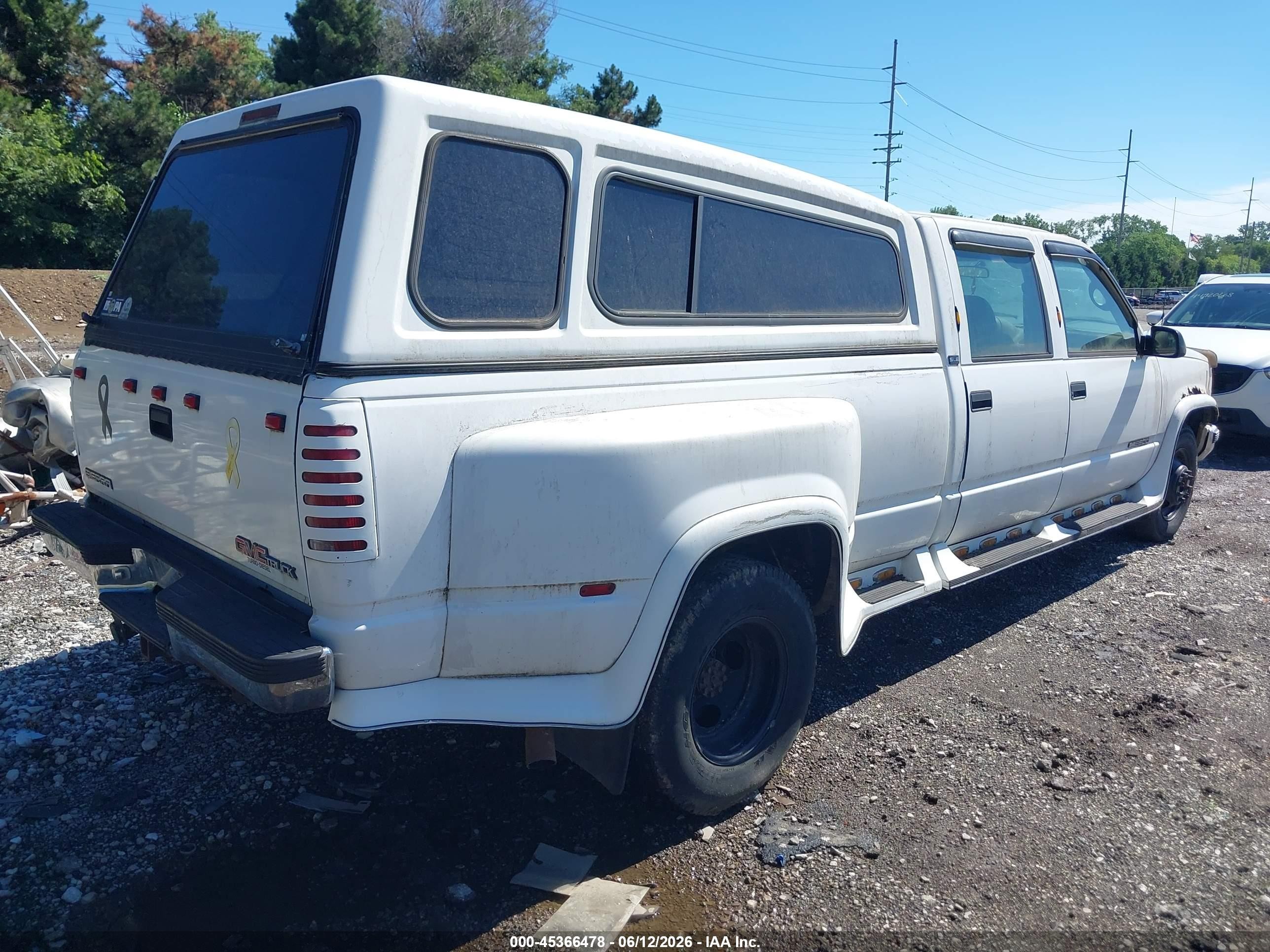 1995 Gmc Sierra C3500 White vin: 1GTHC33F8SF003787