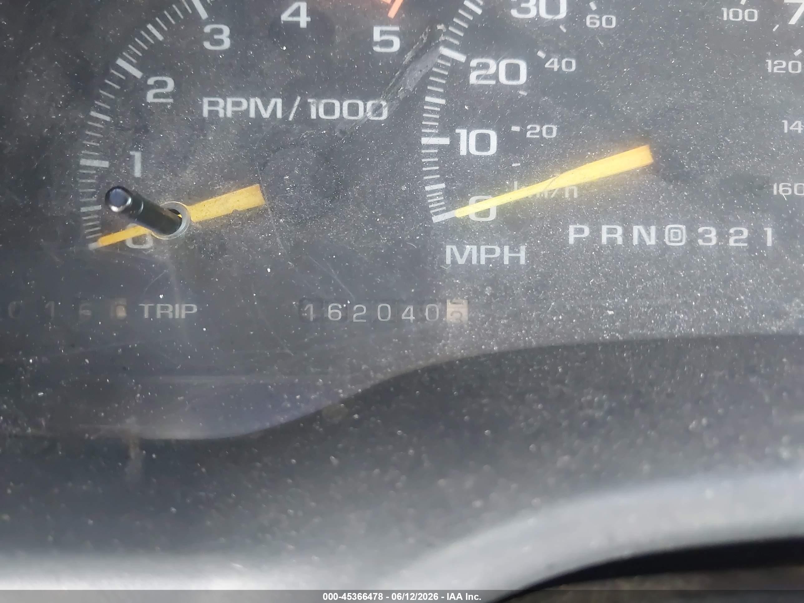 1995 Gmc Sierra C3500 White vin: 1GTHC33F8SF003787