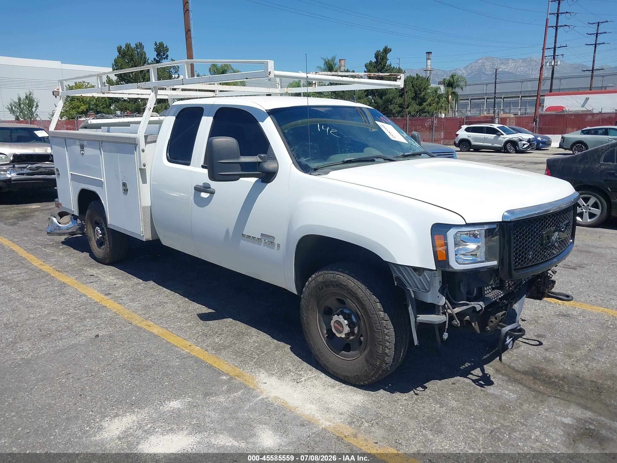 2008 Gmc Sierra 3500hd Work Truck White vin: 1GTHC39628E176730