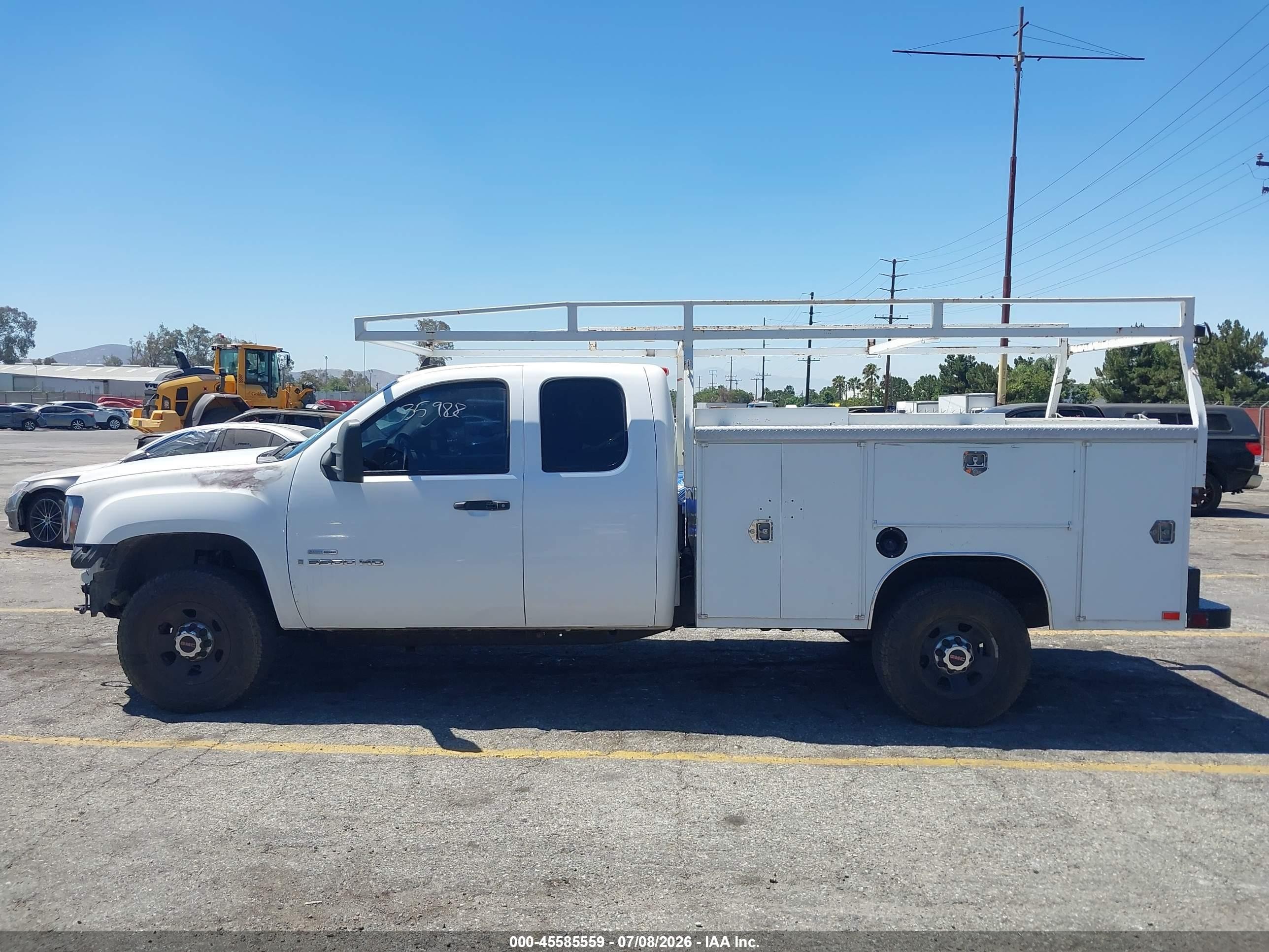 2008 Gmc Sierra 3500hd Work Truck White vin: 1GTHC39628E176730