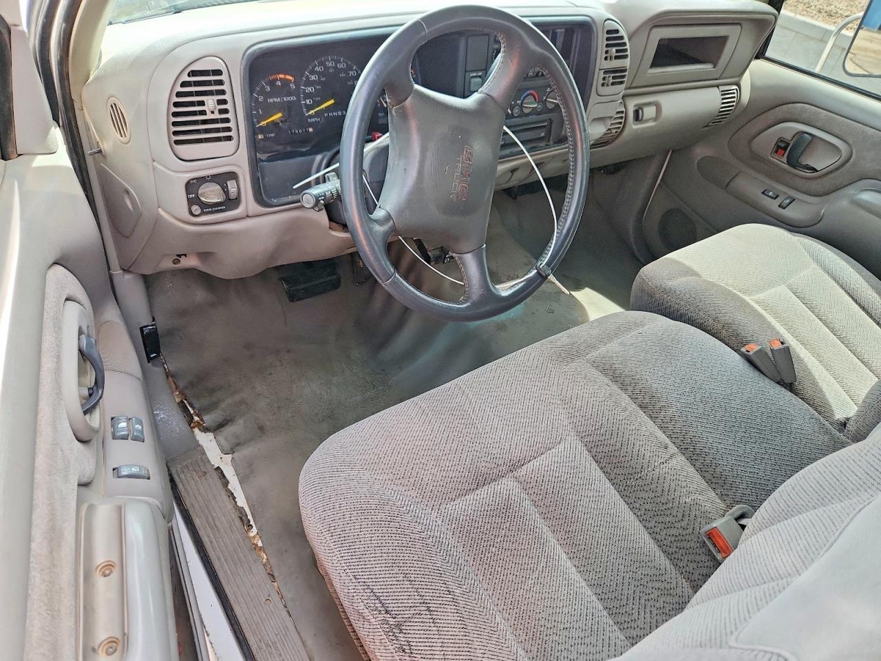 1997 Gmc Sierra C3500 White vin: 1GTHC39F6VE518644