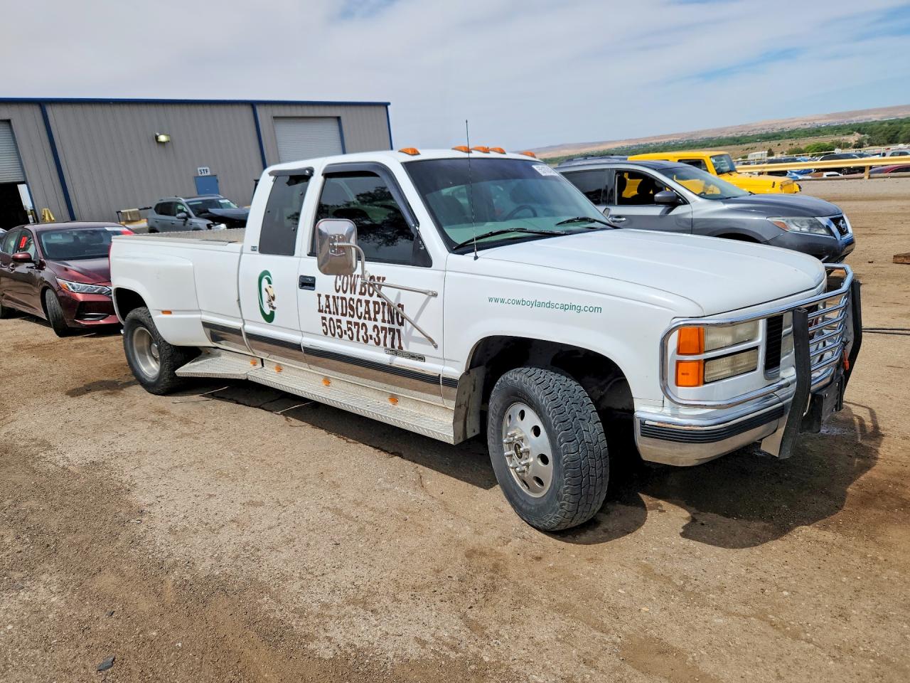 1997 Gmc Sierra C3500 White vin: 1GTHC39F6VE518644