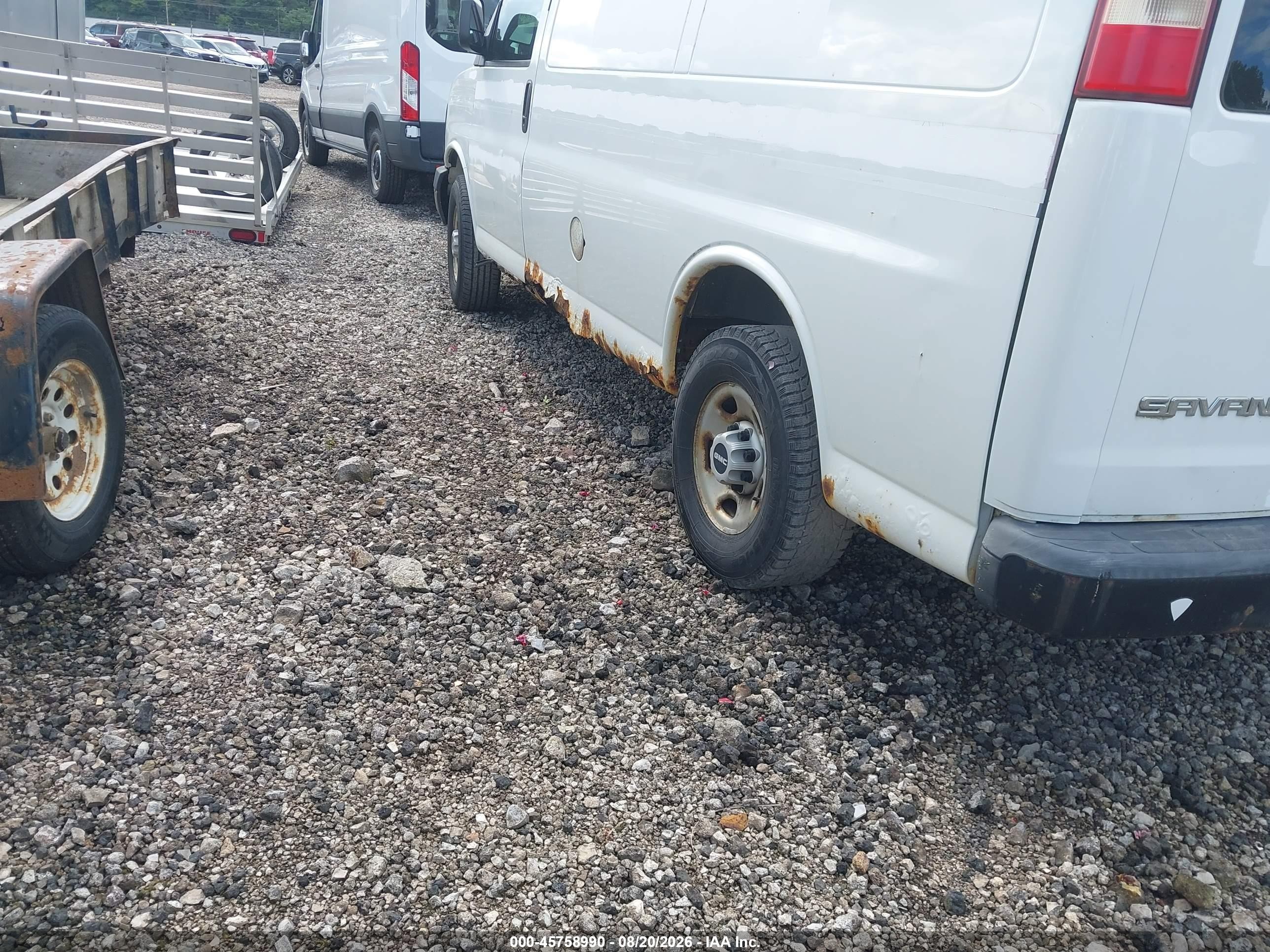 2008 Gmc Savana Work Van White vin: 1GTHG35KX81142825