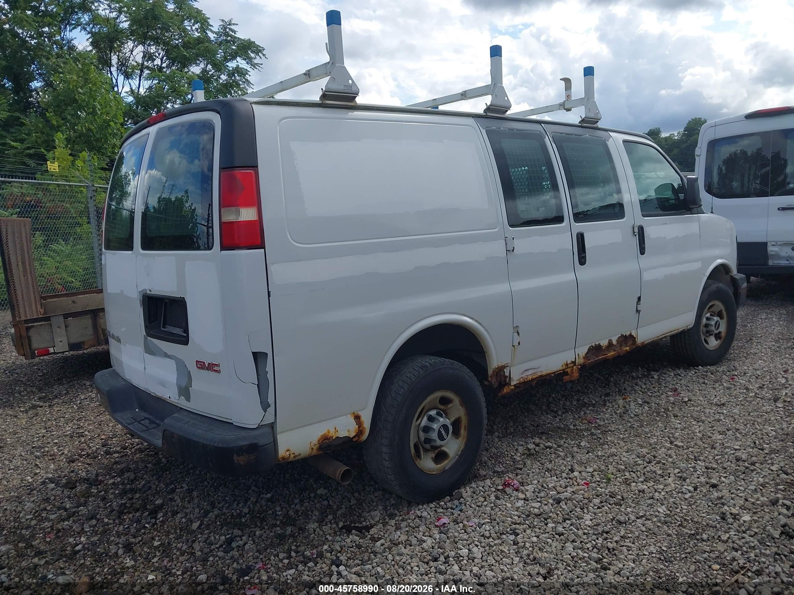 2008 Gmc Savana Work Van White vin: 1GTHG35KX81142825