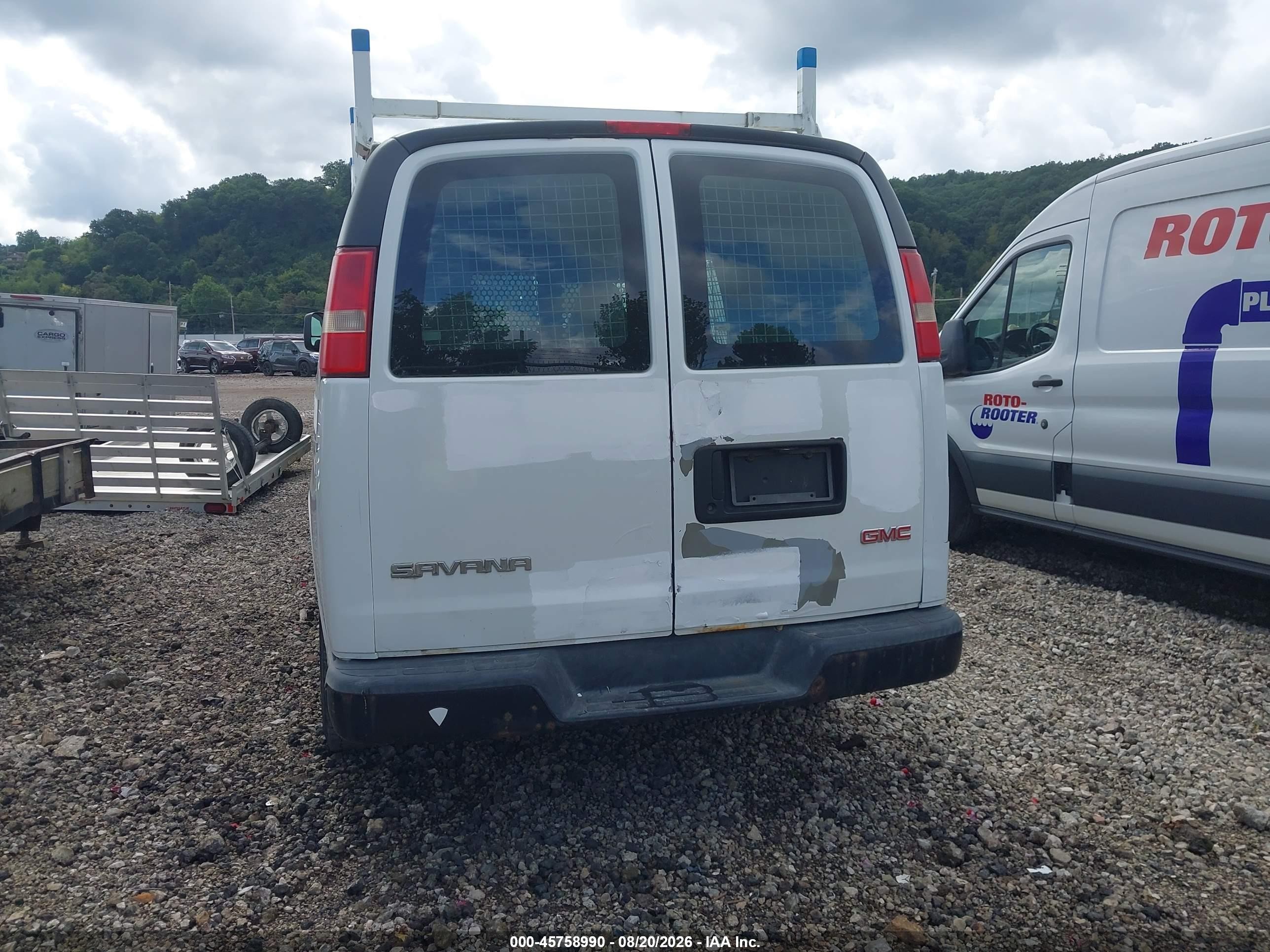 2008 Gmc Savana Work Van White vin: 1GTHG35KX81142825