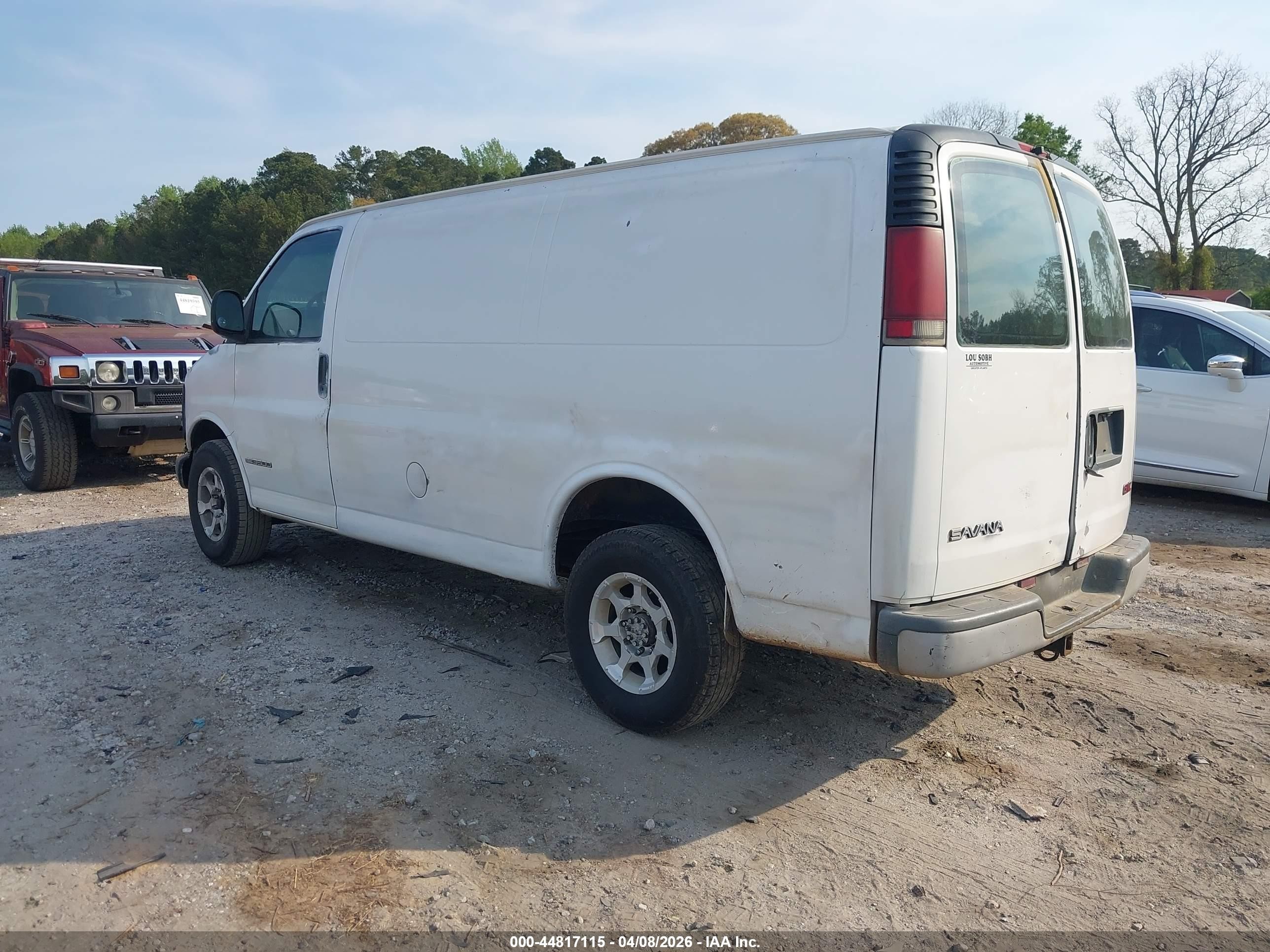 2002 Gmc Savana Standard White vin: 1GTHG35R321106690