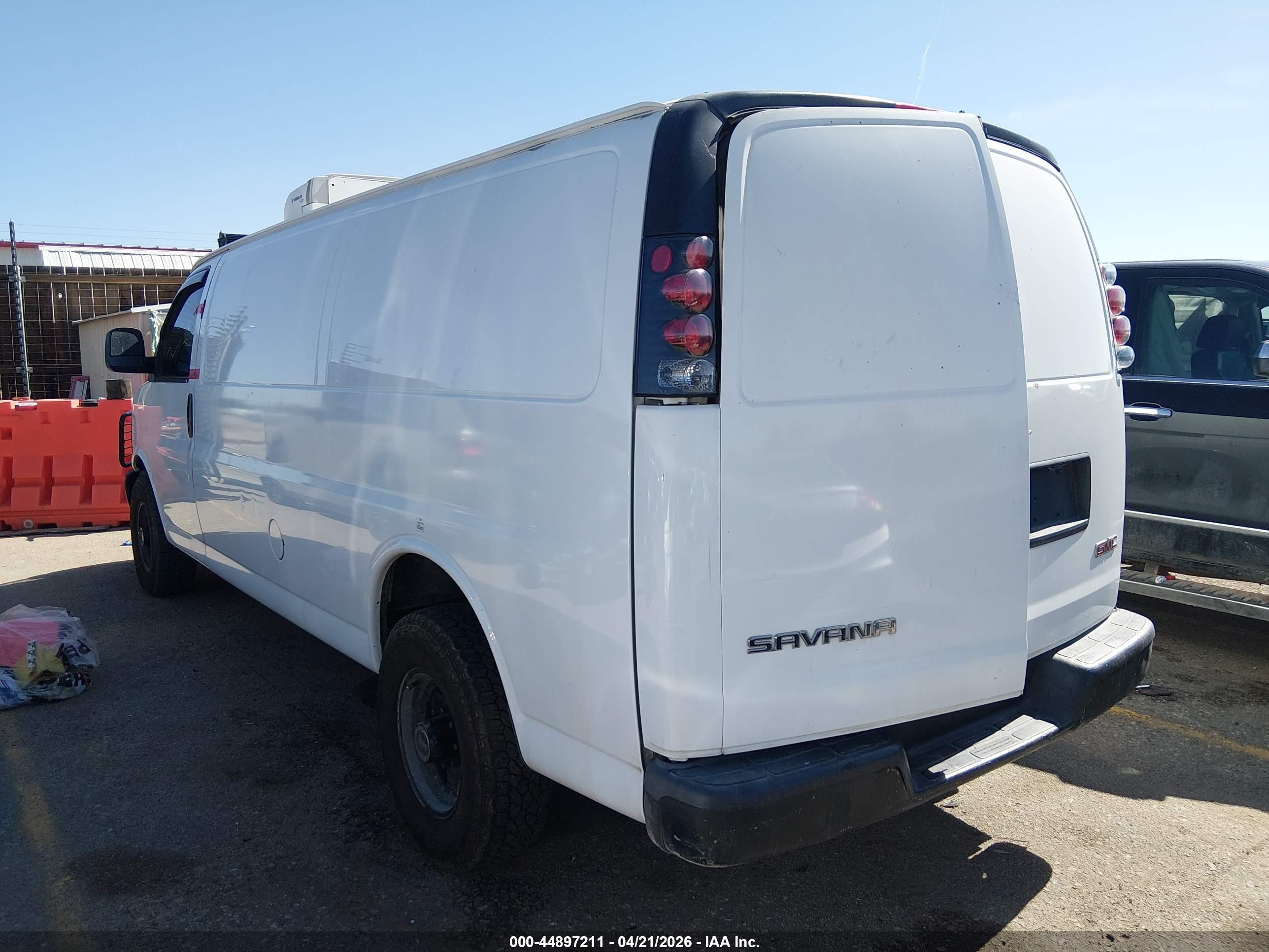 2008 Gmc Savana Work Van White vin: 1GTHG39C381234622