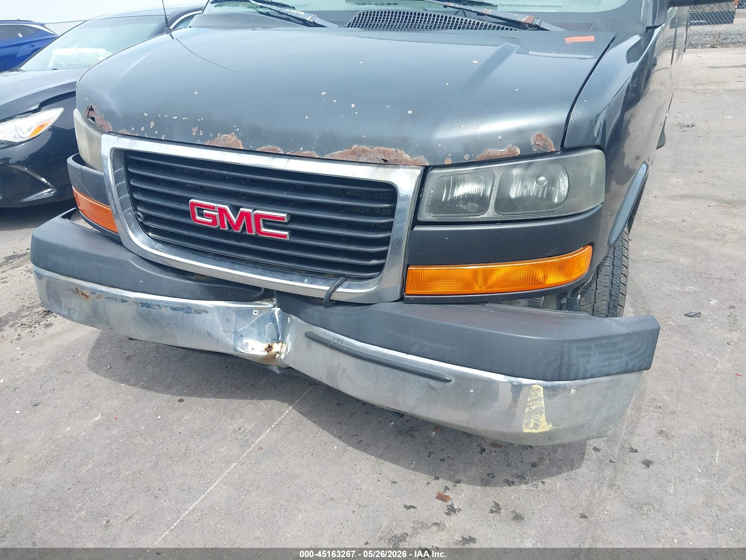 2004 Gmc Savana Standard Black vin: 1GTHG39U341247261