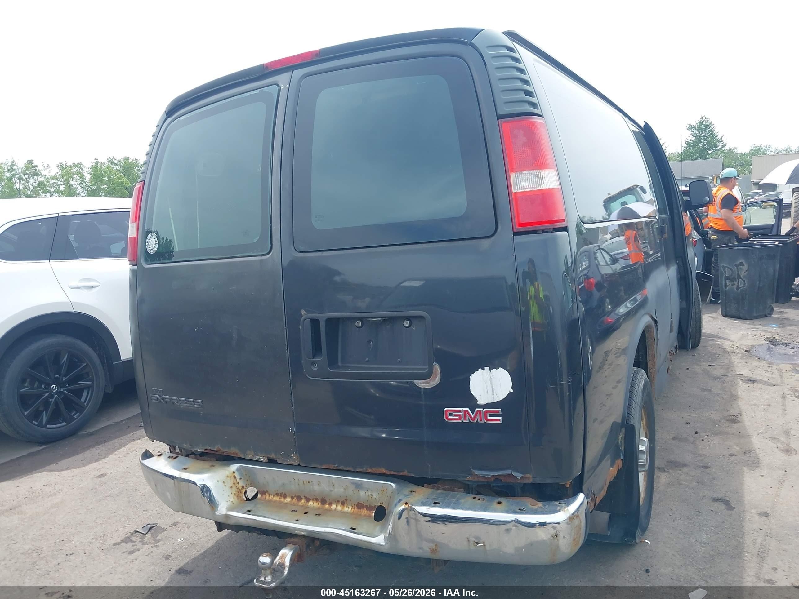 2004 Gmc Savana Standard Black vin: 1GTHG39U341247261