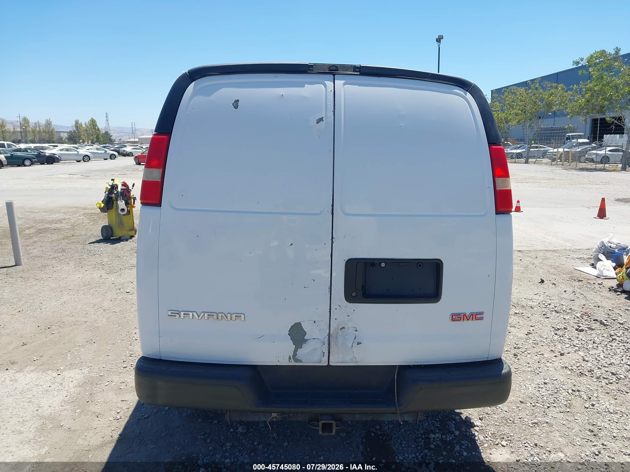 2005 Gmc Savana Cargo Van Standard White vin: 1GTHG39U651148189