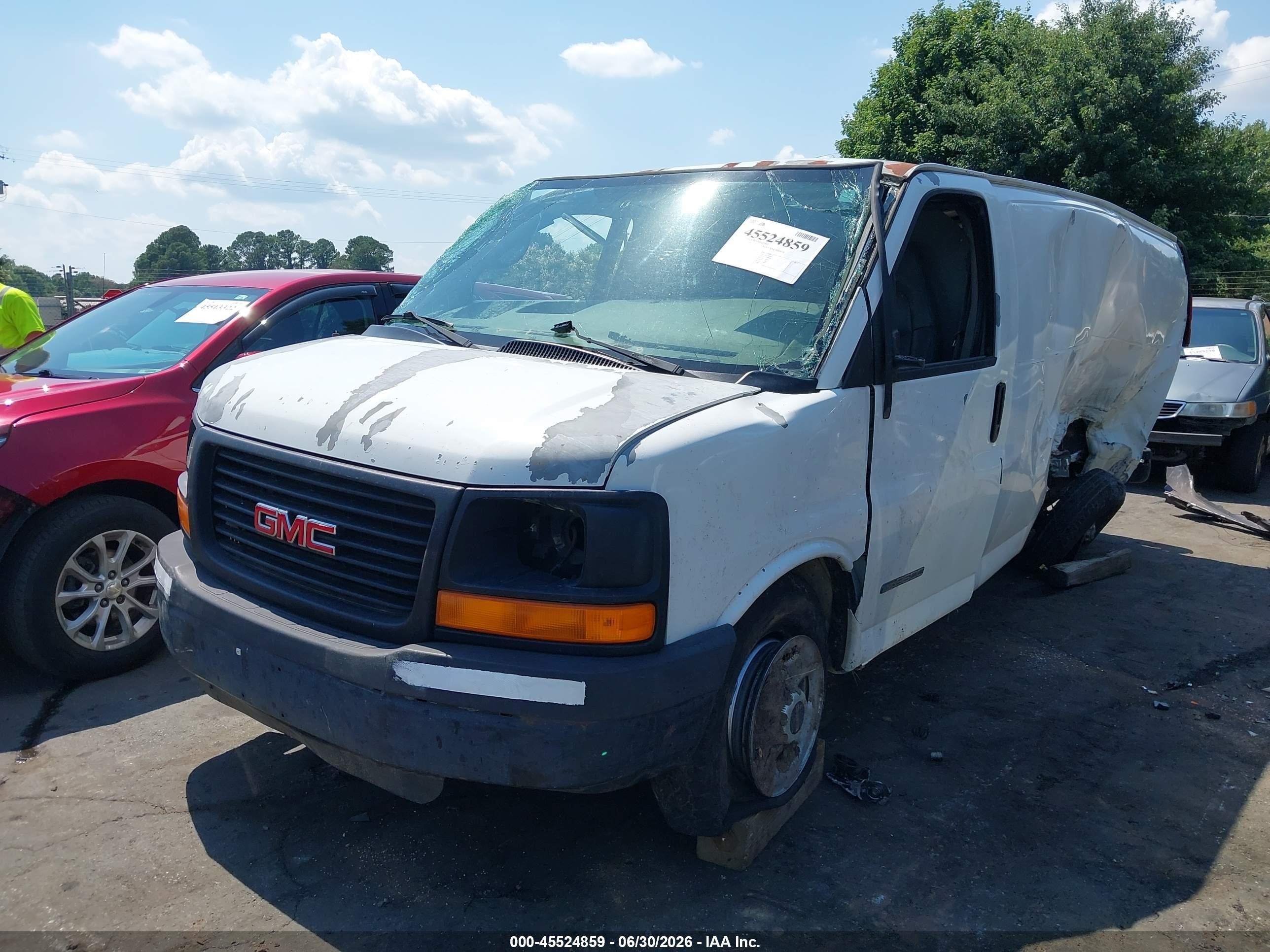 2004 Gmc Savana Cargo Van Standard White vin: 1GTHG39U841115399