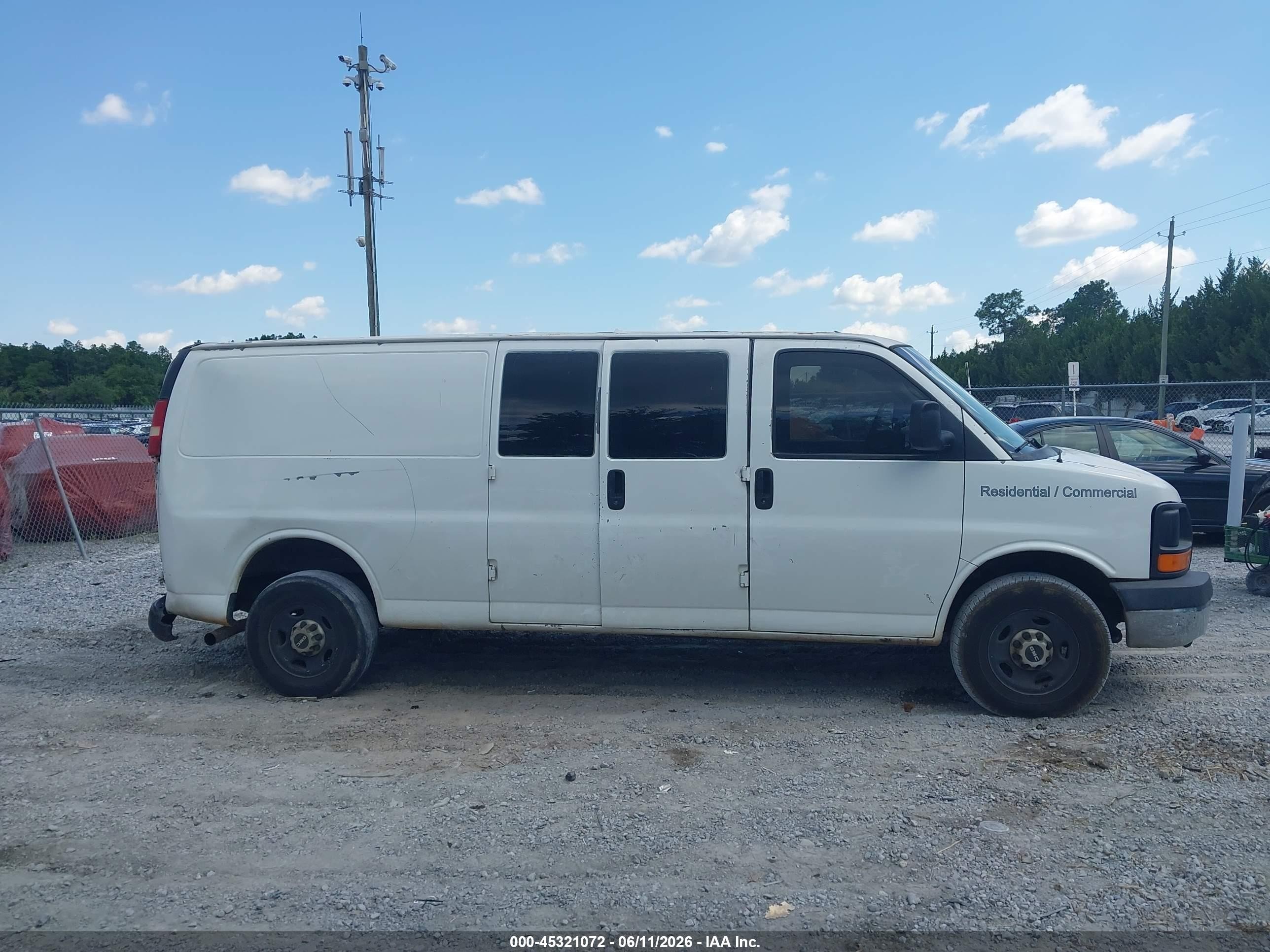 2007 Gmc Savana Work Van White vin: 1GTHG39U871117254