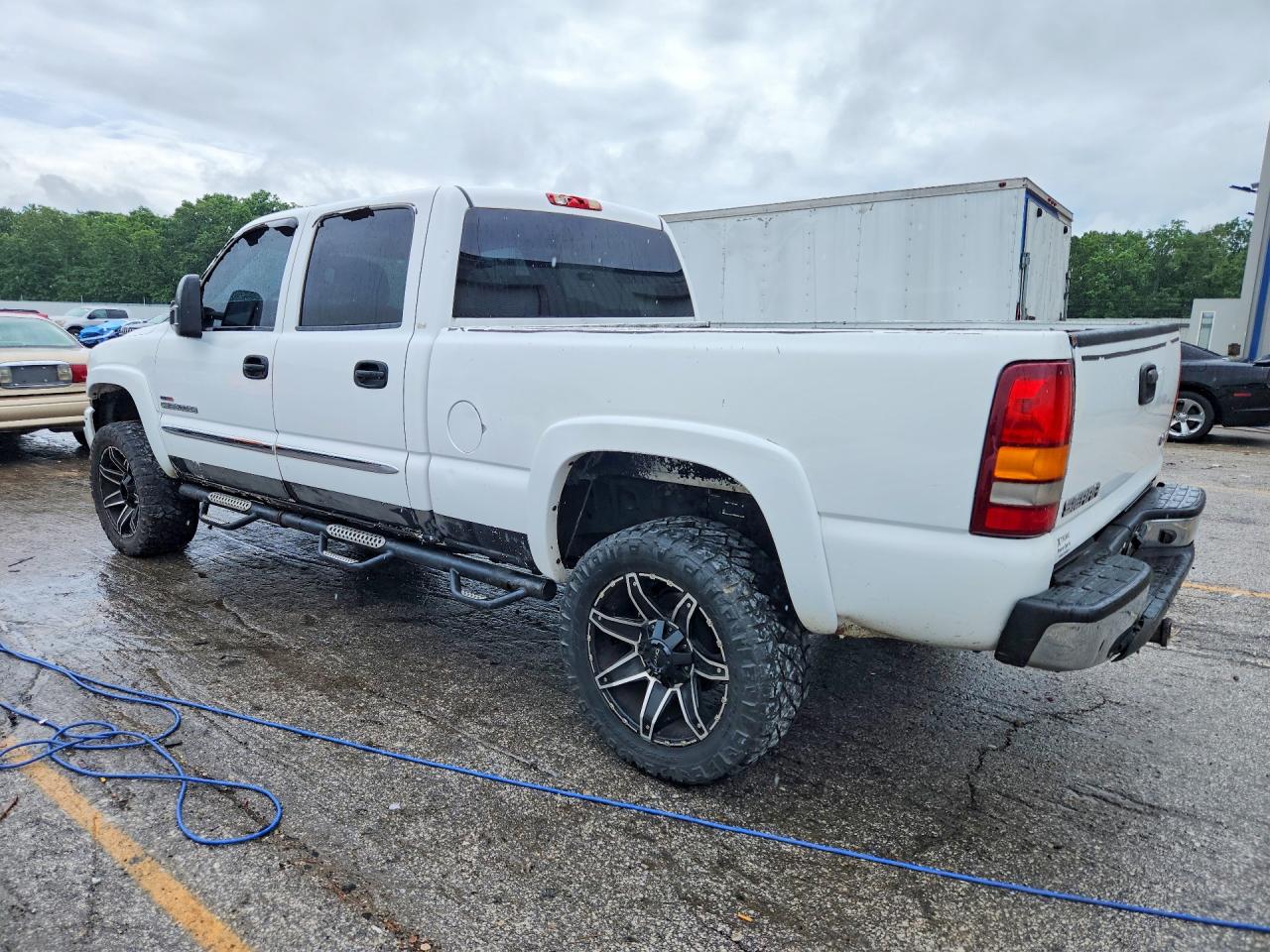 2003 Gmc Sierra K2500 Heavy Duty White vin: 1GTHK23133F214852