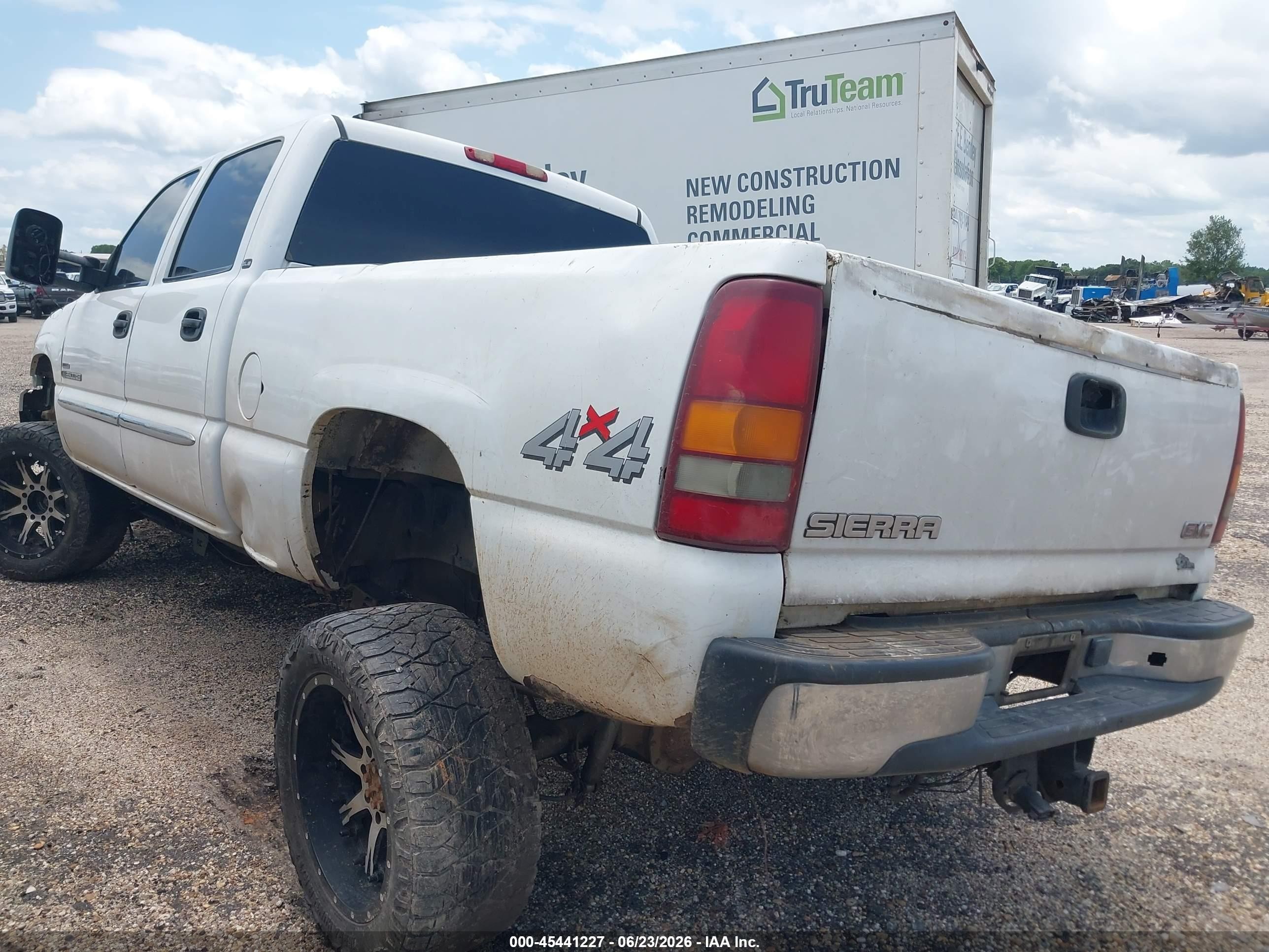 2003 Gmc Sierra 2500hd Sle White vin: 1GTHK23153F179148