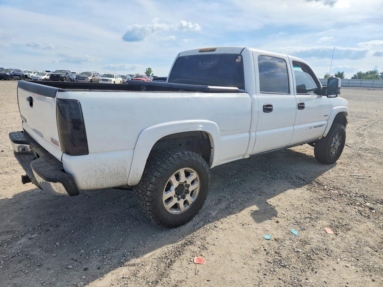 2001 Gmc Sierra K2500 Heavy Duty White vin: 1GTHK23171F183120