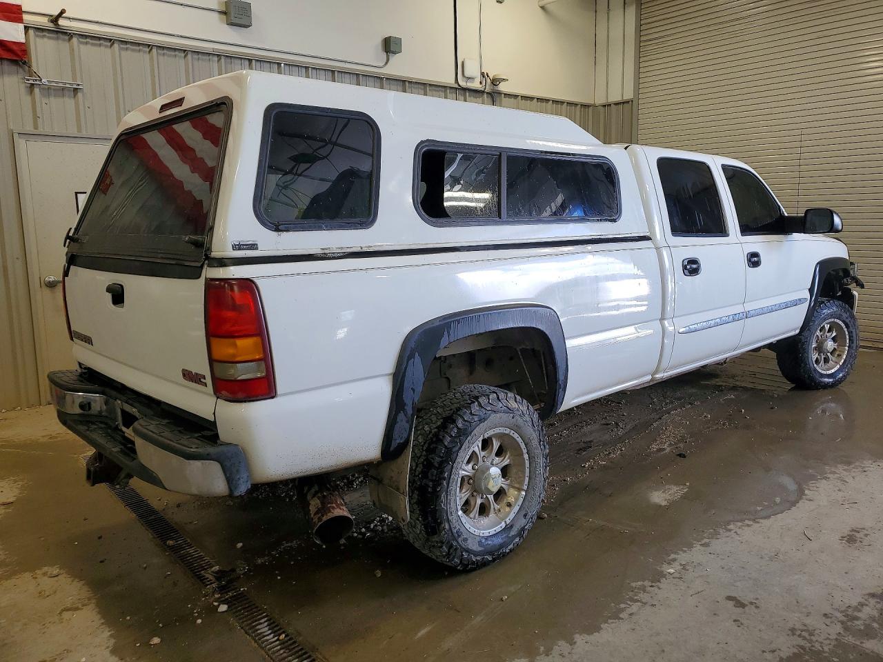 2003 Gmc Sierra K2500 Heavy Duty White vin: 1GTHK23183F178043