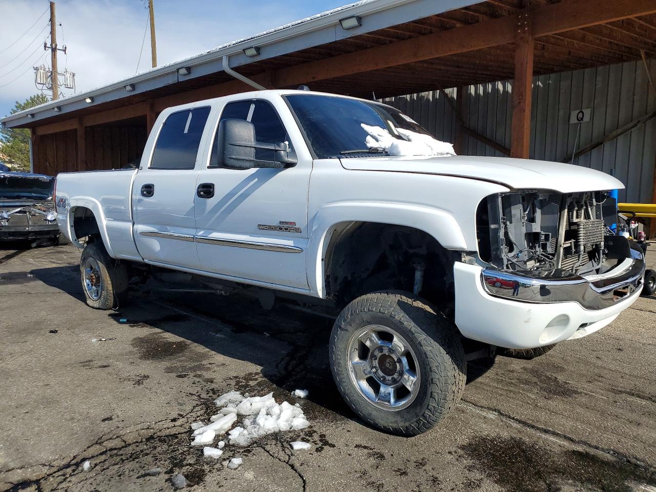 2004 Gmc Sierra K2500 Heavy Duty White vin: 1GTHK23204F231392