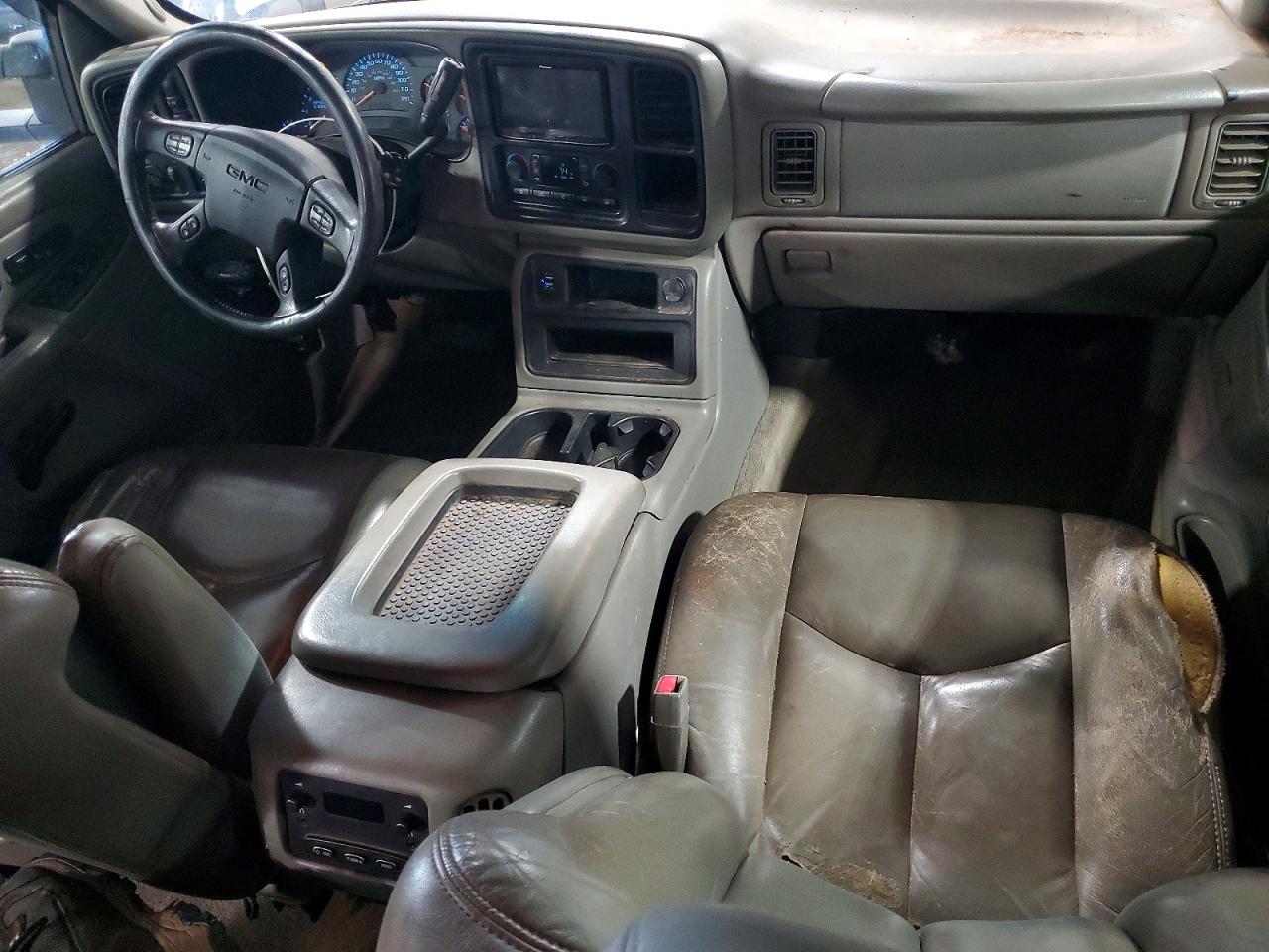 2005 Gmc Sierra K2500 Heavy Duty White vin: 1GTHK23215F851461