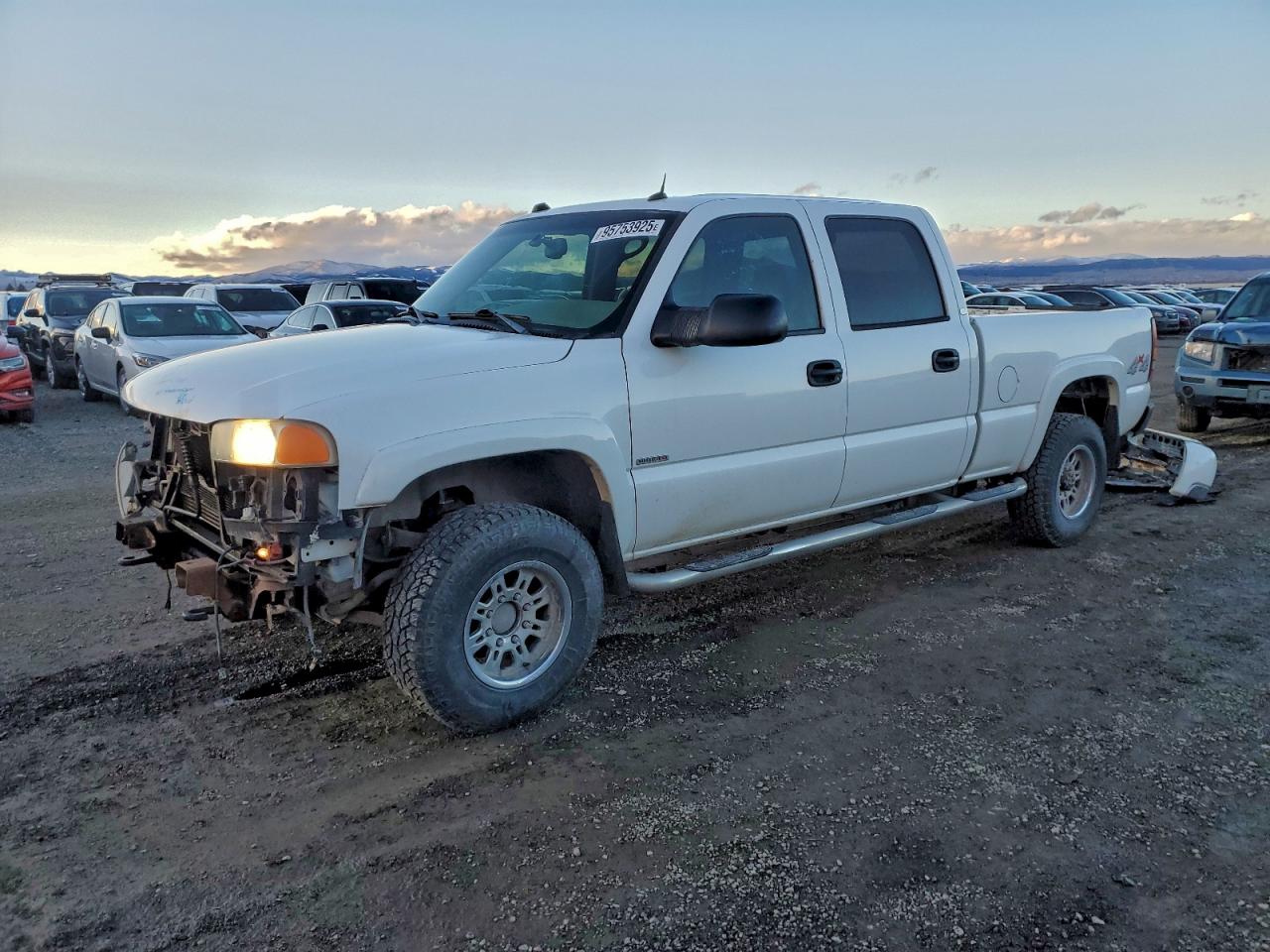 2004 Gmc Sierra K2500 Heavy Duty White vin: 1GTHK23234F208057