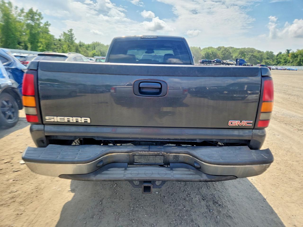 2005 Gmc Sierra K2500 Heavy Duty Charcoal vin: 1GTHK23255F909071