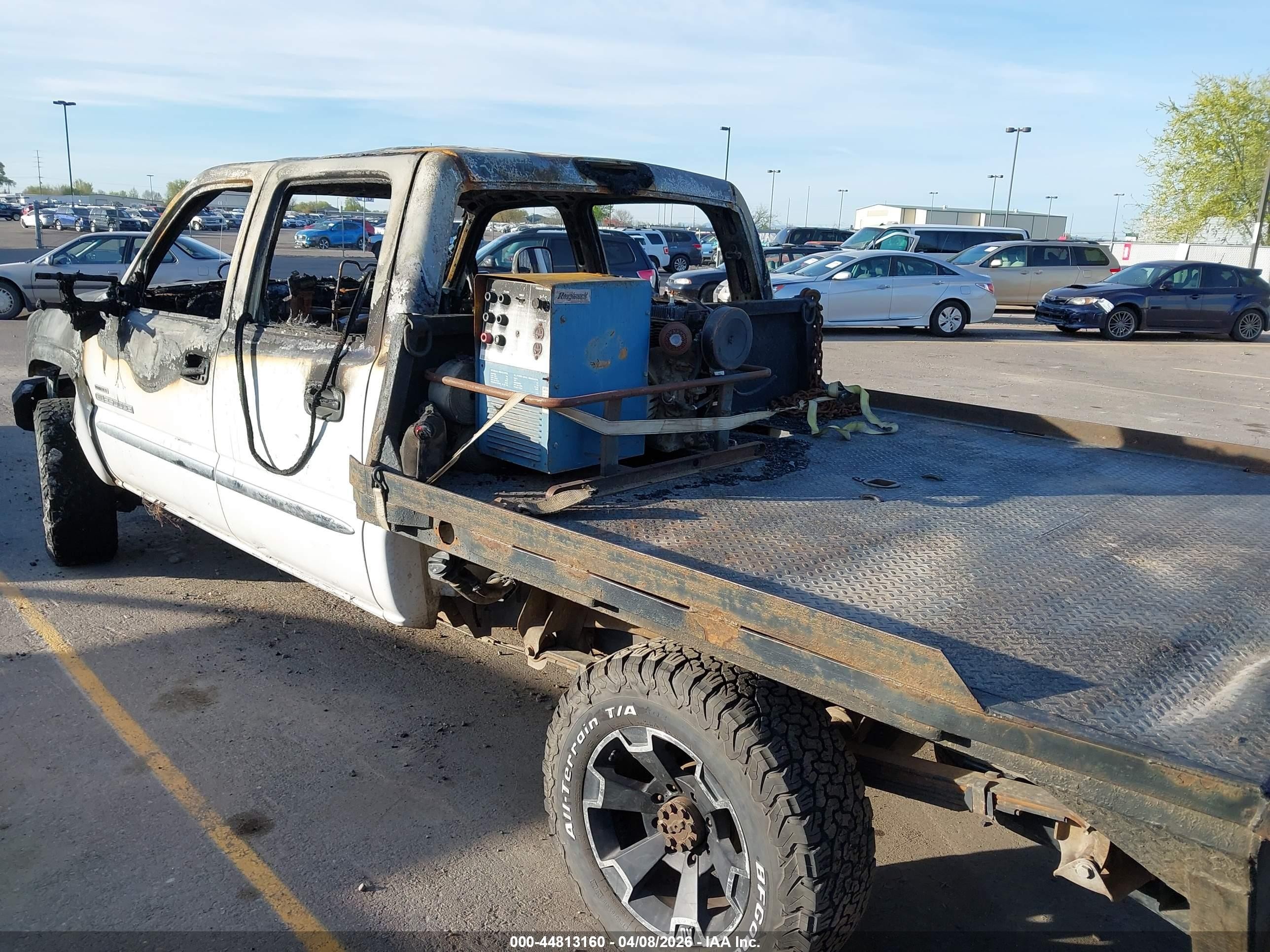 2004 Gmc Sierra 2500hd Sle White vin: 1GTHK23264F240730