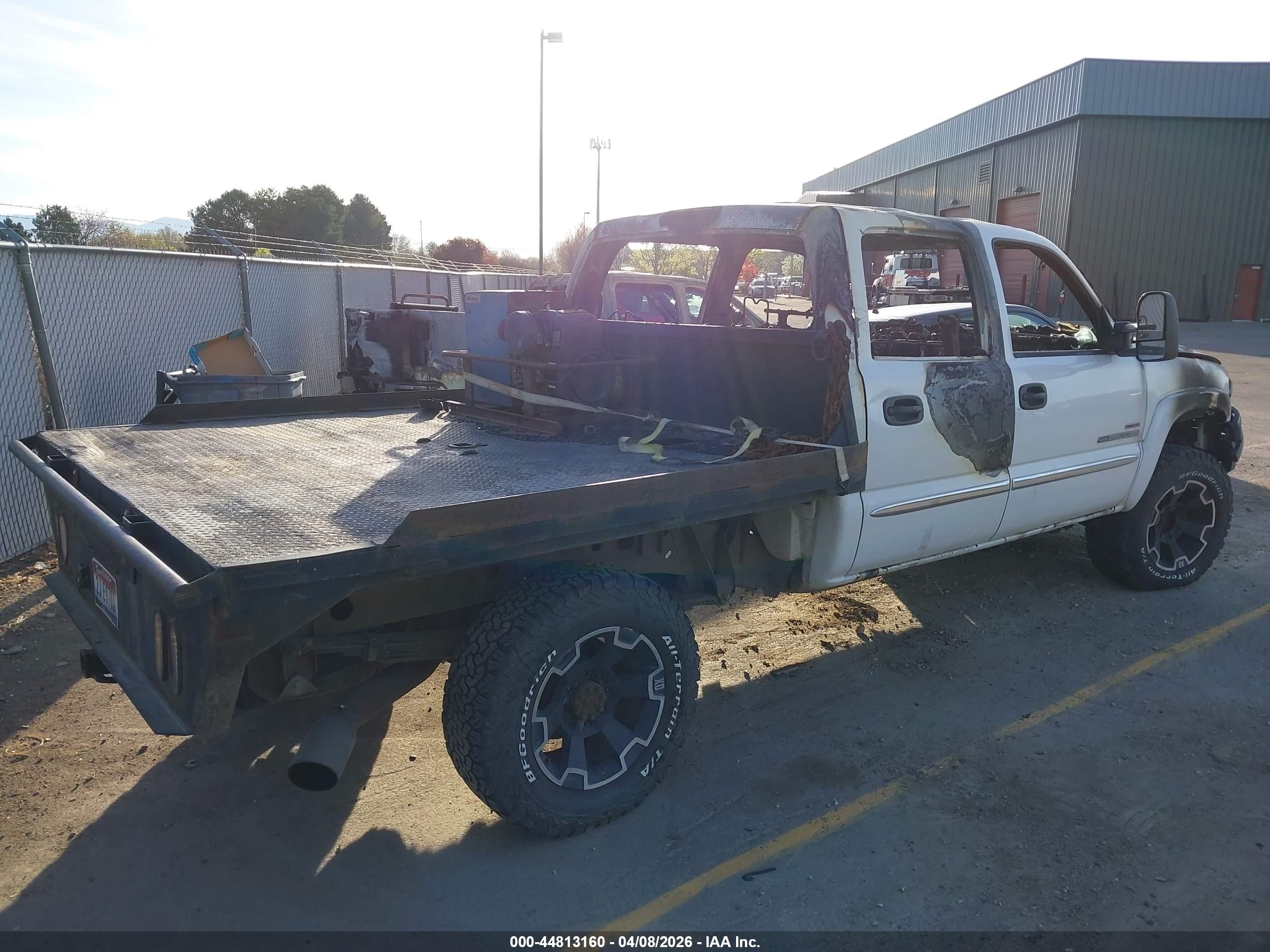2004 Gmc Sierra 2500hd Sle White vin: 1GTHK23264F240730