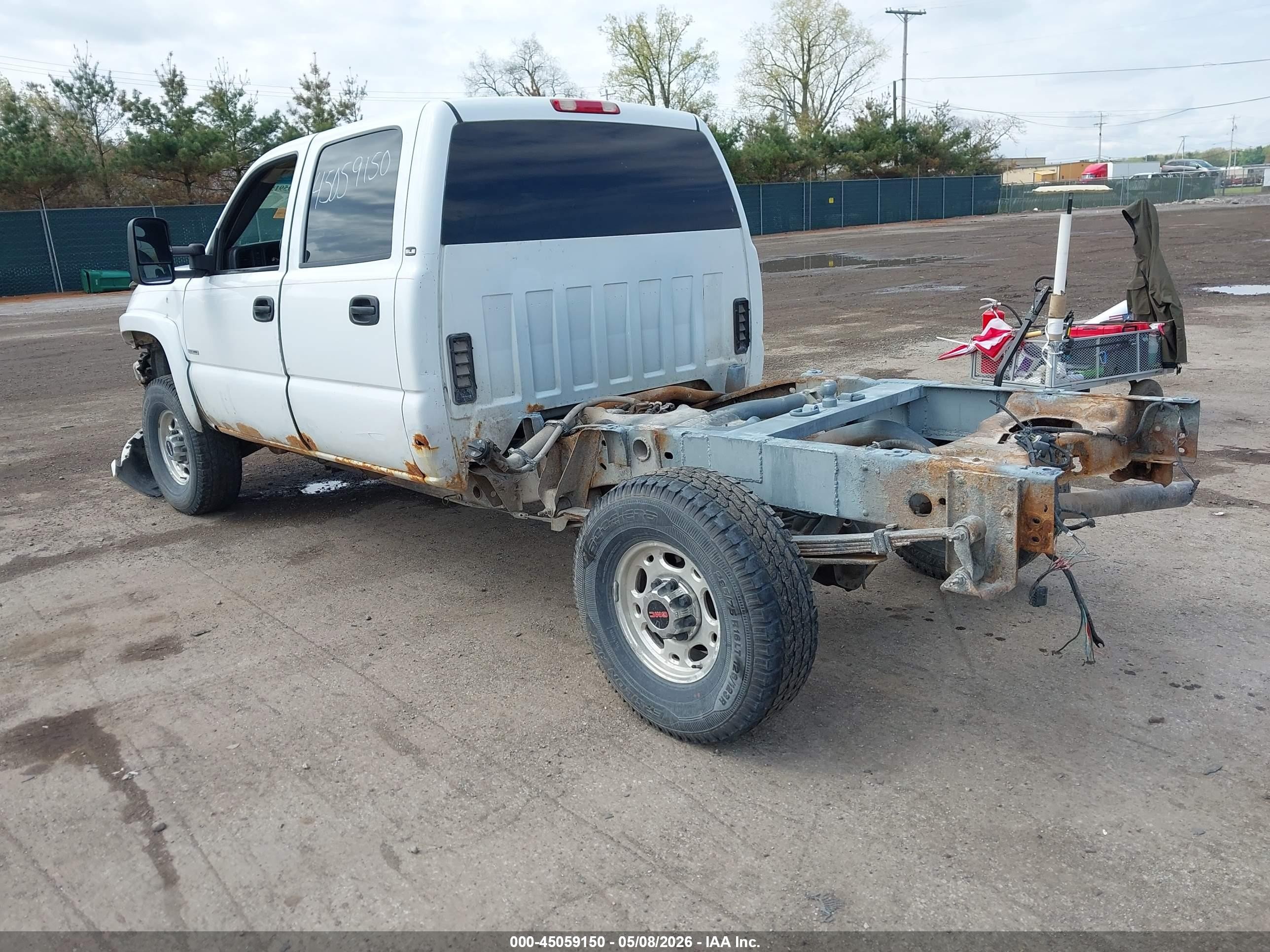 2005 Gmc Sierra 2500hd Sle White vin: 1GTHK23295F915259