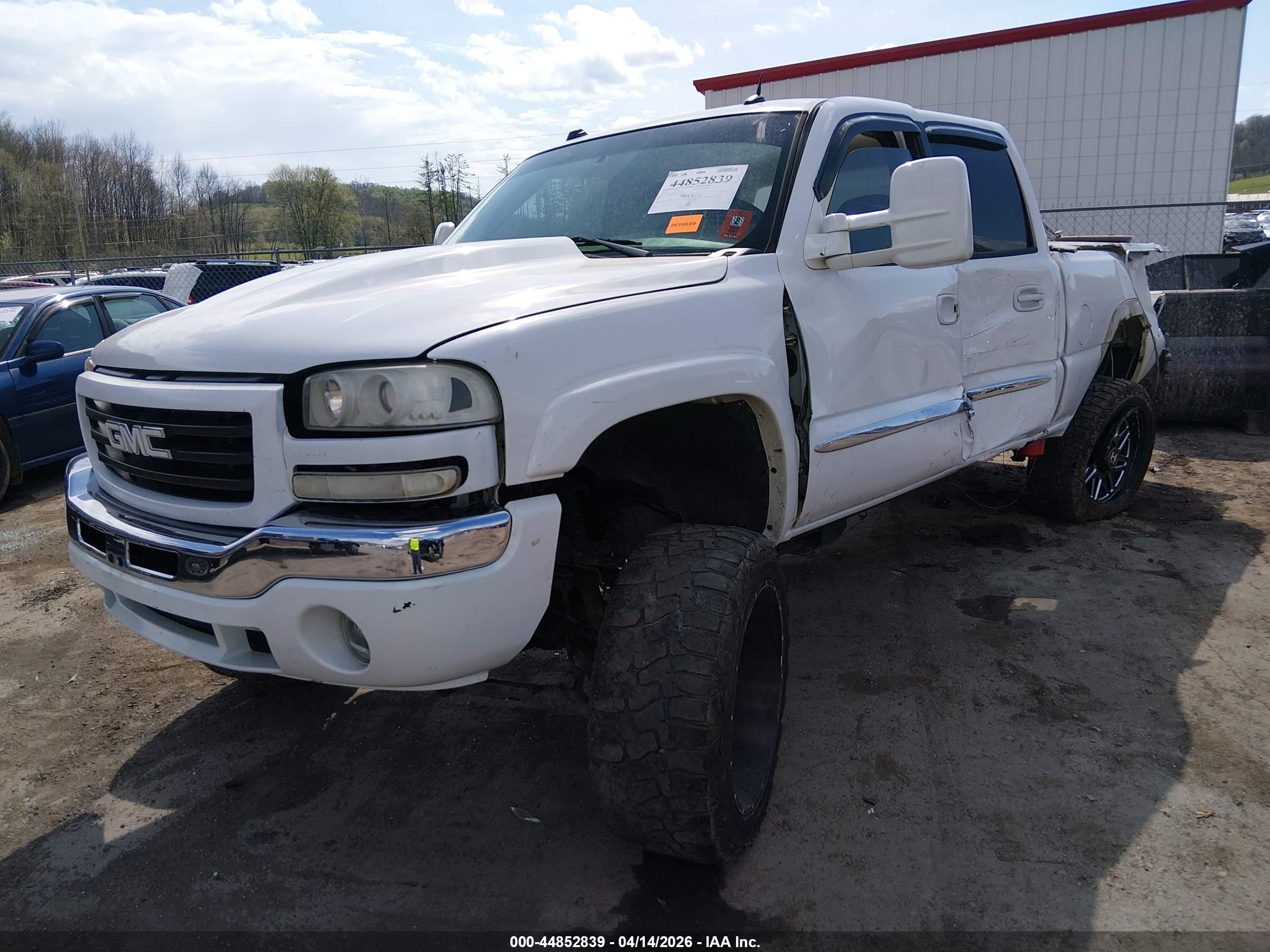 2005 Gmc Sierra 2500hd Slt White vin: 1GTHK232X5F904562