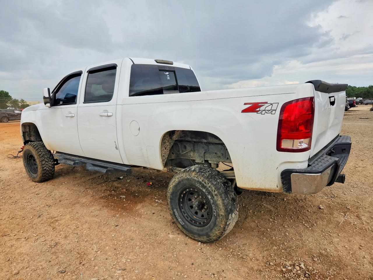 2008 Gmc Sierra K2500 Heavy Duty White vin: 1GTHK23638F171908