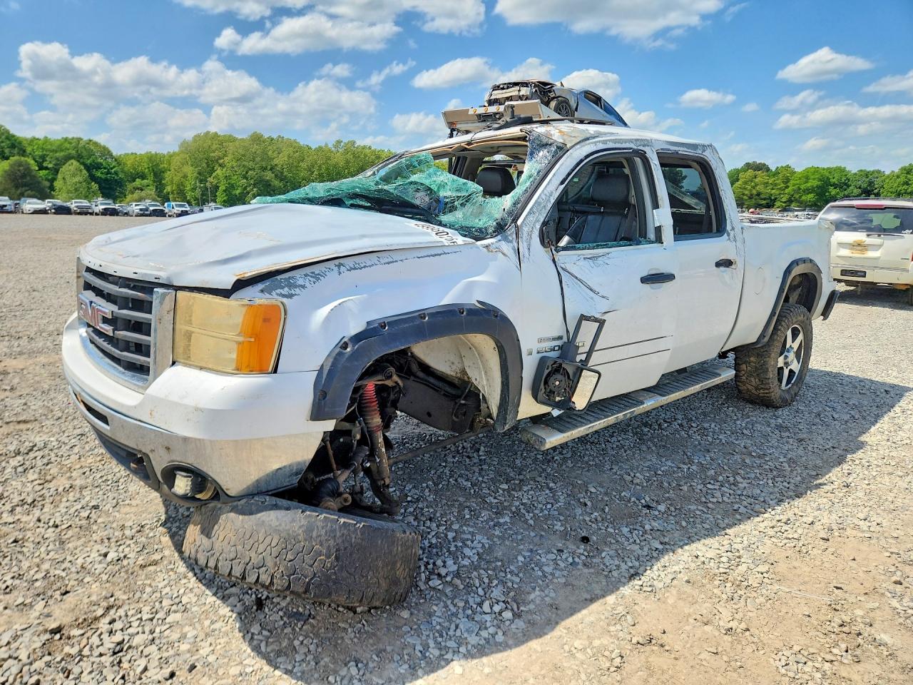 2008 Gmc Sierra K2500 Heavy Duty White vin: 1GTHK23638F194279