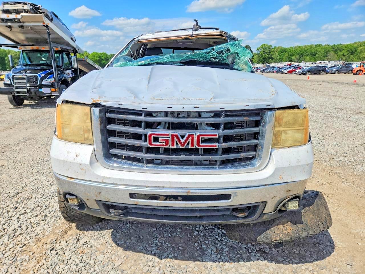 2008 Gmc Sierra K2500 Heavy Duty White vin: 1GTHK23638F194279