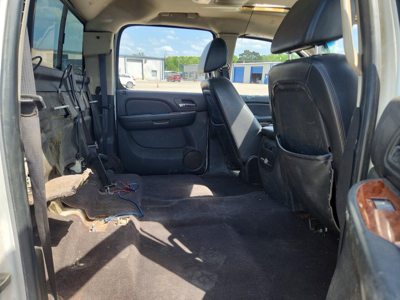 2008 Gmc Sierra K2500 Heavy Duty White vin: 1GTHK23638F194279