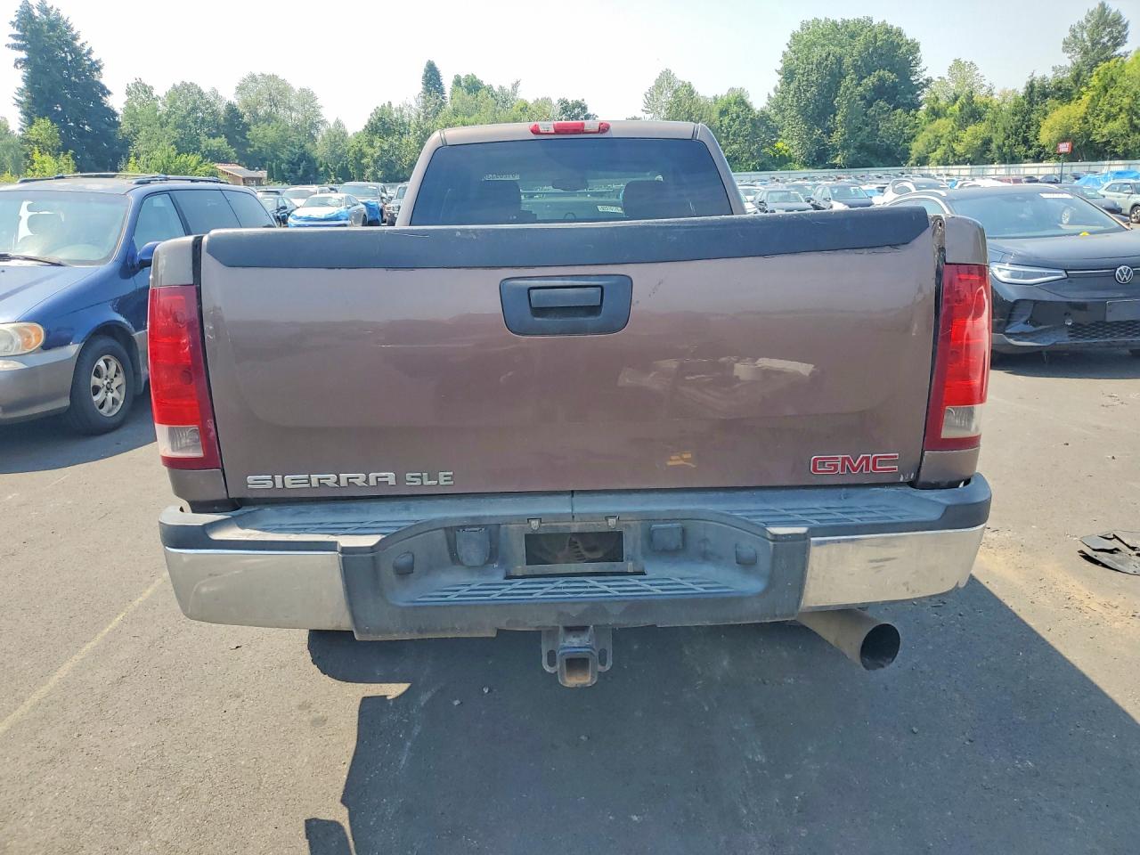 2008 Gmc Sierra K2500 Heavy Duty Brown vin: 1GTHK23658F174373