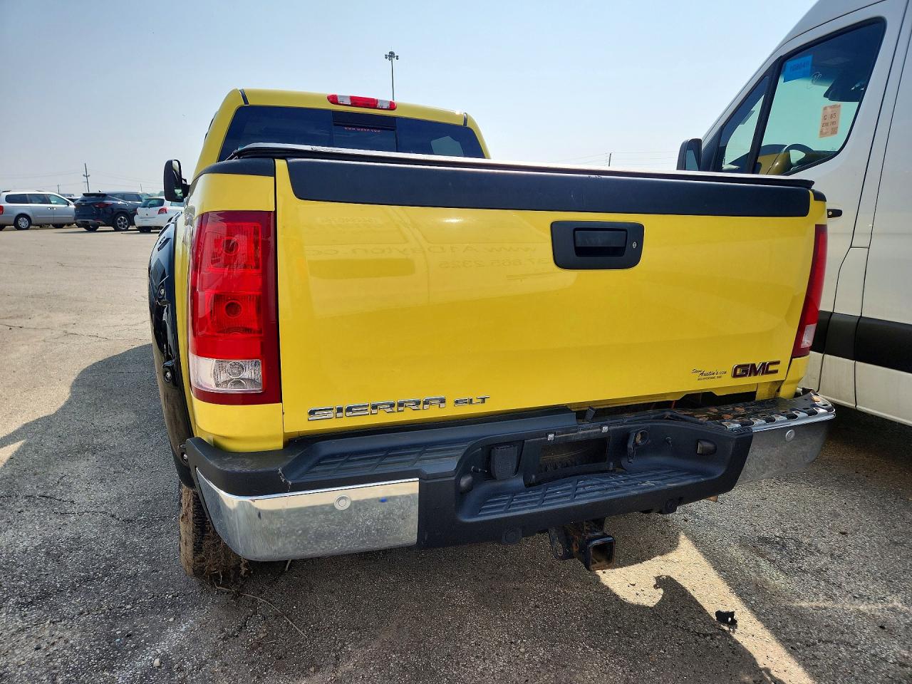 2008 Gmc Sierra K2500 Heavy Duty Yellow vin: 1GTHK23668F190257
